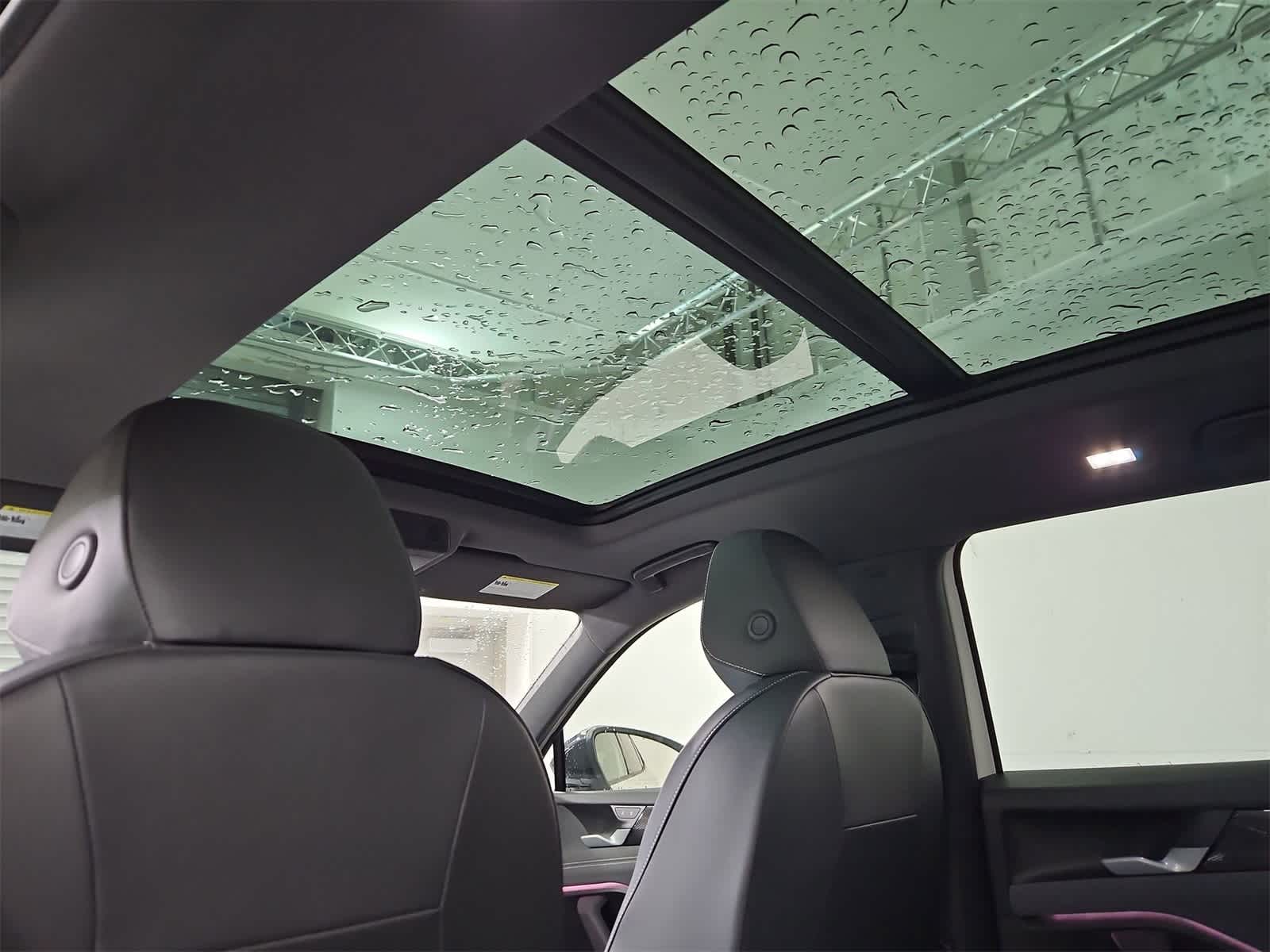 Thumbnail: 2025 Volkswagen Tiguan - 22