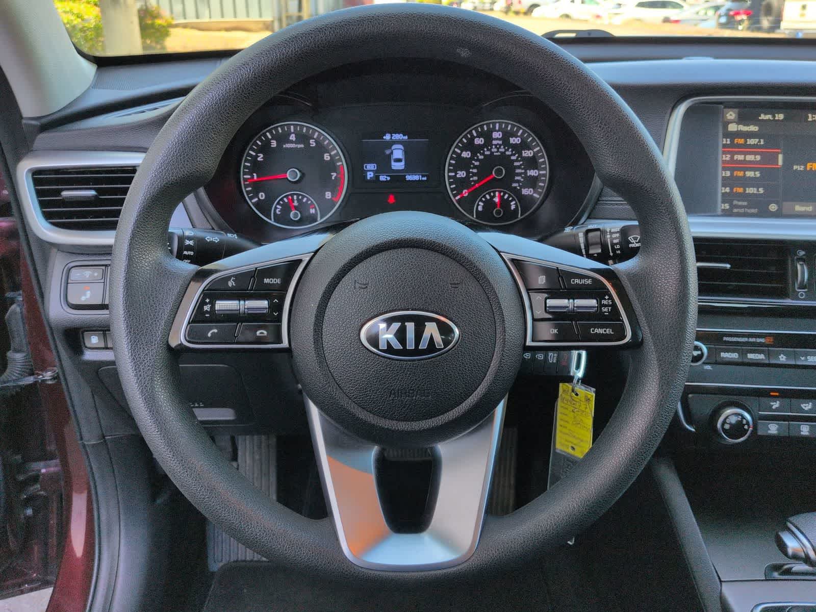 Thumbnail: 2020 Kia Optima - 21