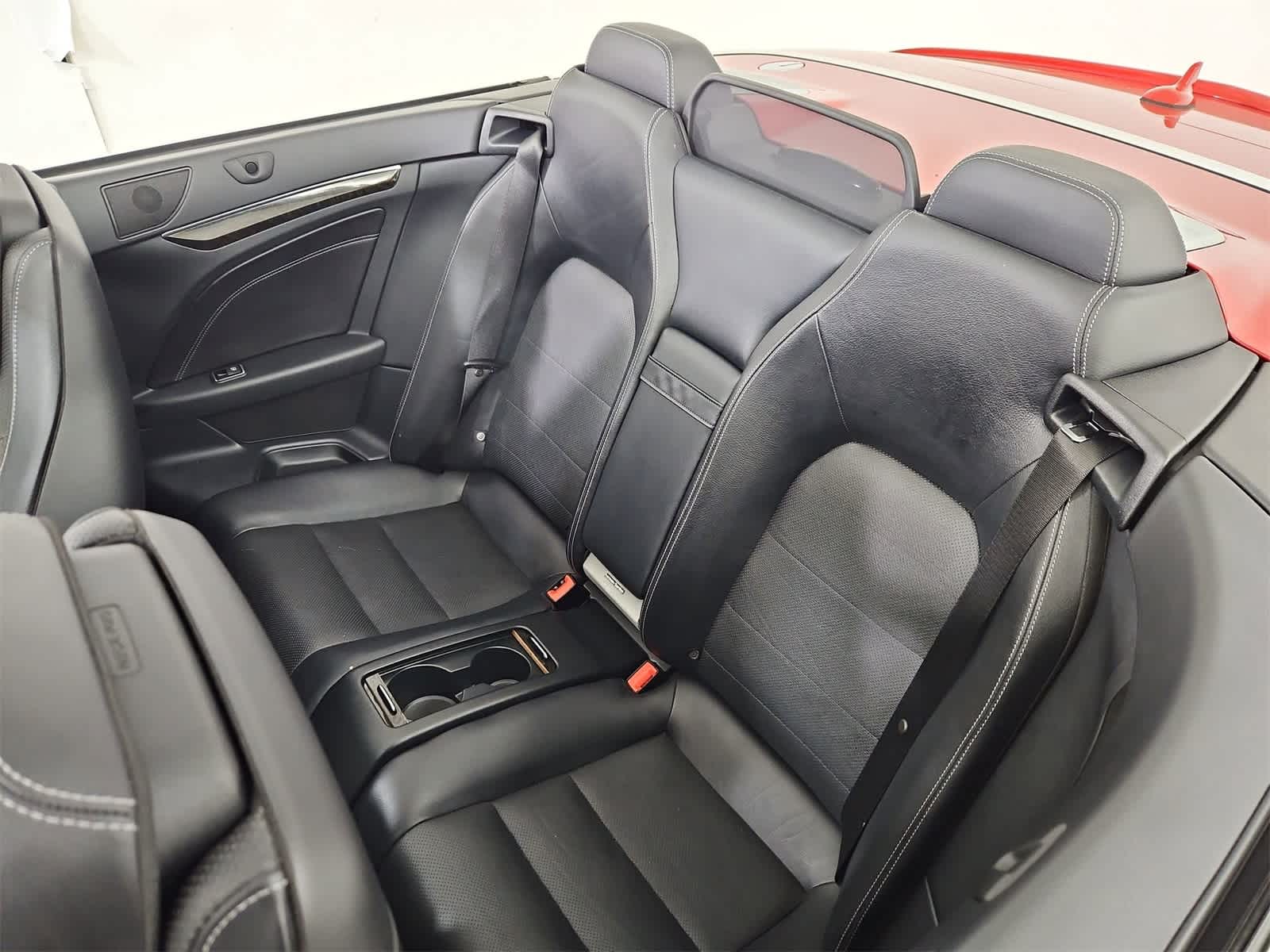 Thumbnail: 2014 Mercedes-Benz E-Class - 20