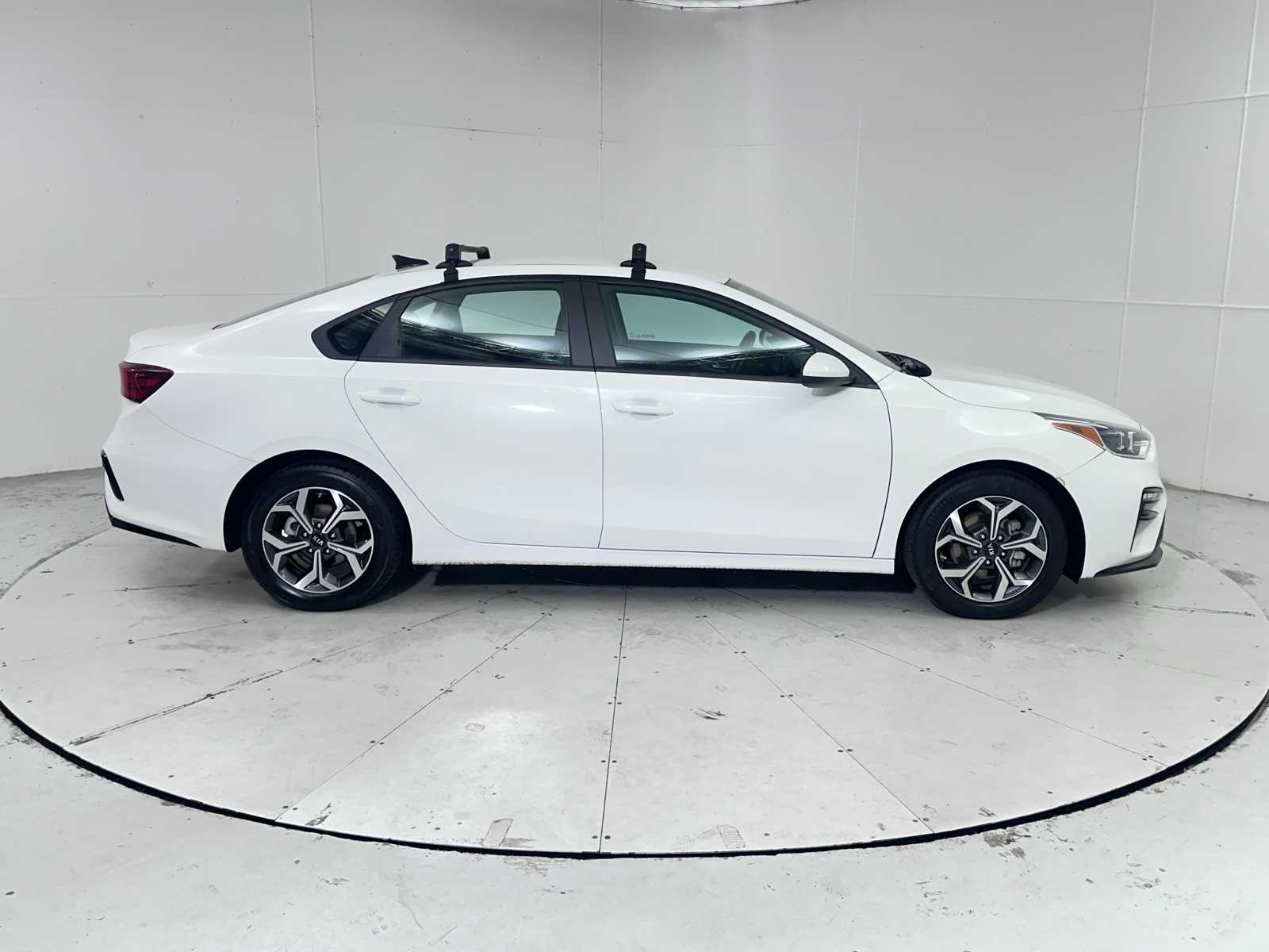Thumbnail: 2021 Kia Forte - 6