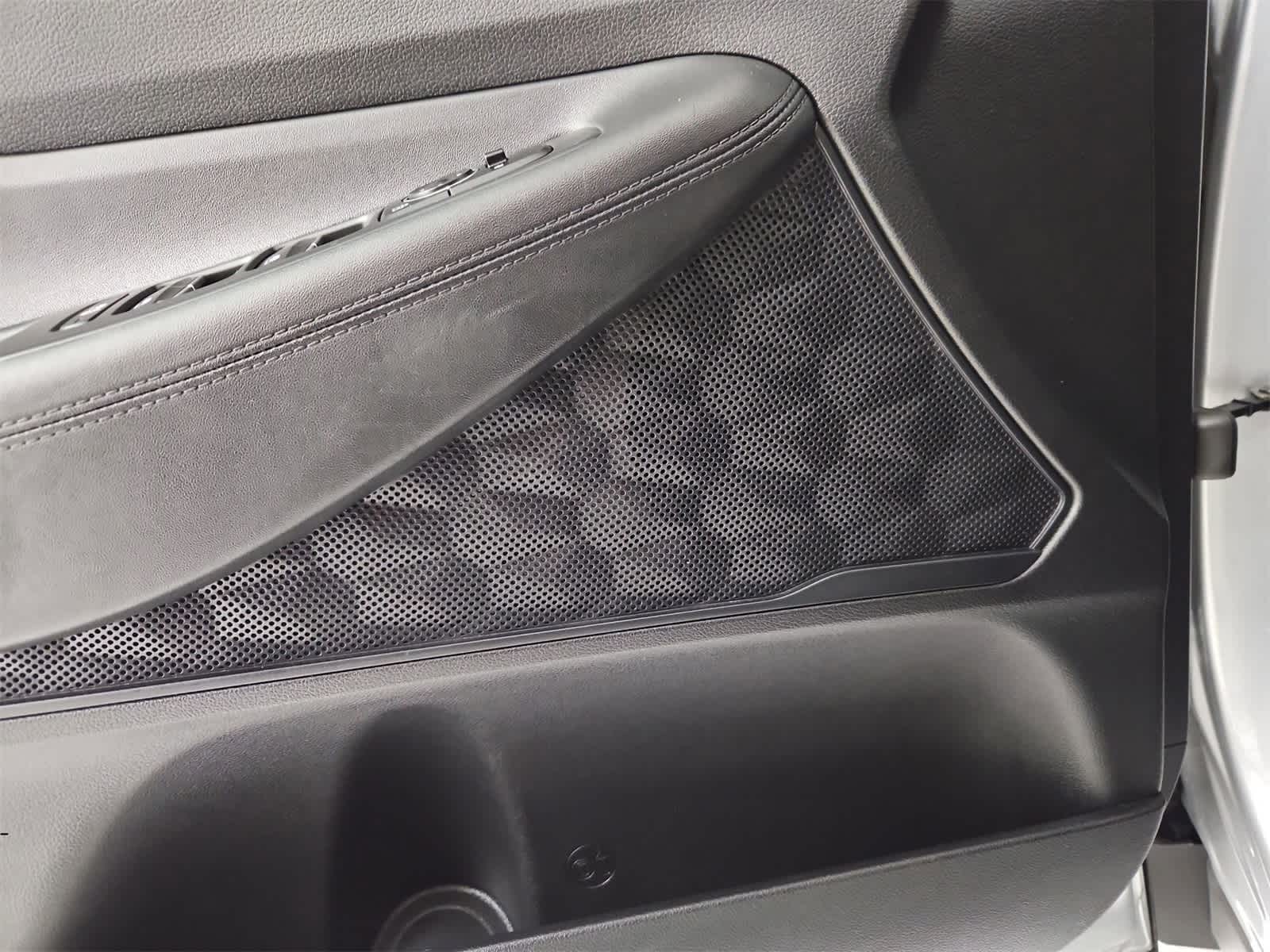 Thumbnail: 2023 Hyundai Santa Fe - 30