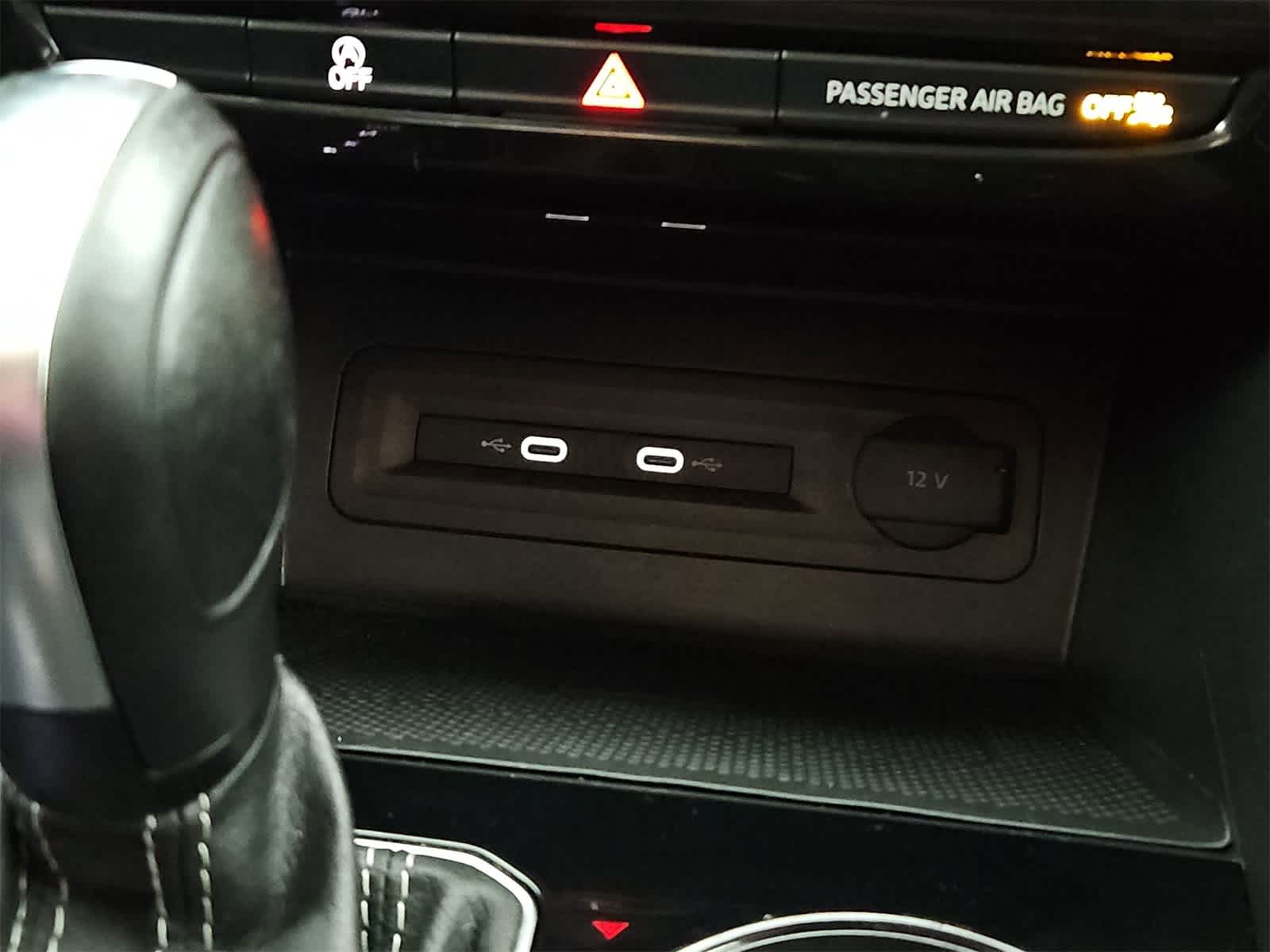 Thumbnail: 2021 Volkswagen Atlas - 33