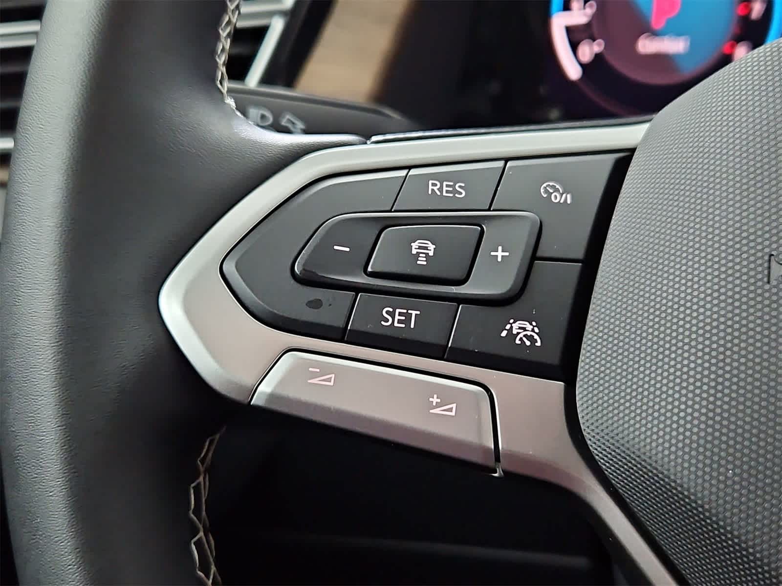 Thumbnail: 2026 Volkswagen Atlas - 23