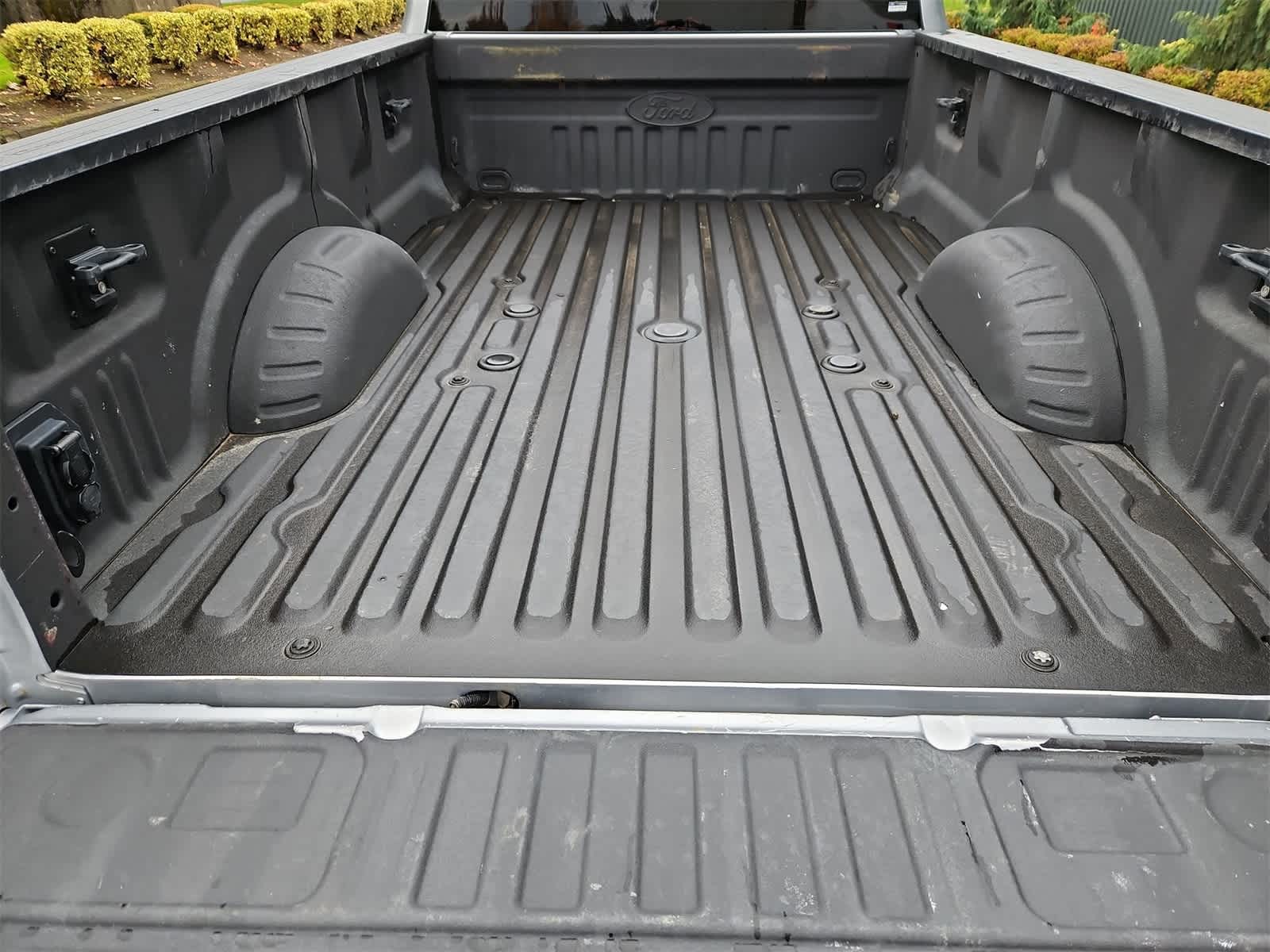 Thumbnail: 2023 Ford F-350 - 34