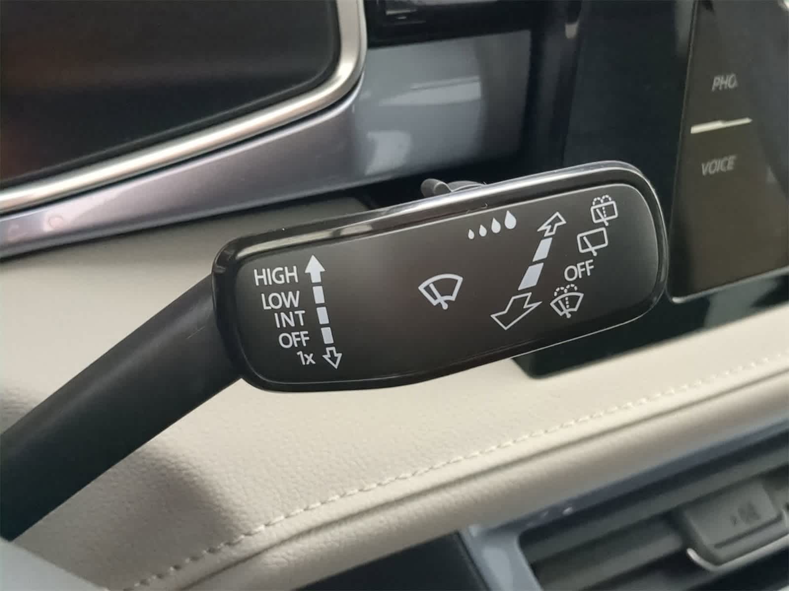 Thumbnail: 2025 Volkswagen Taos - 26