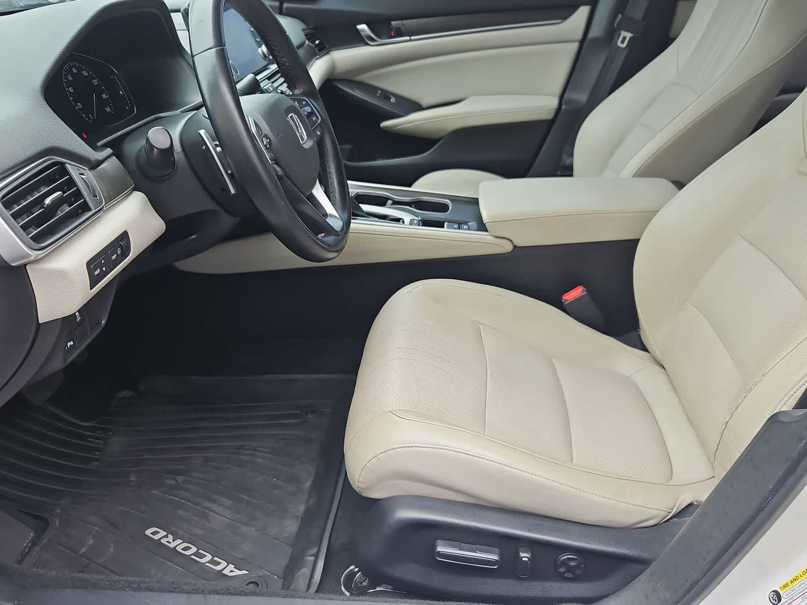 Thumbnail: 2018 Honda Accord - 16