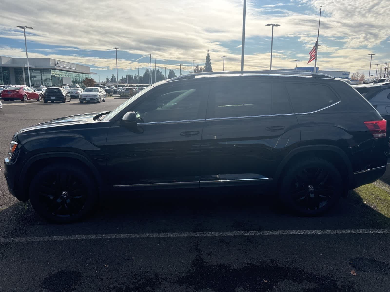 2019 Volkswagen Atlas V6 SEL photo 4