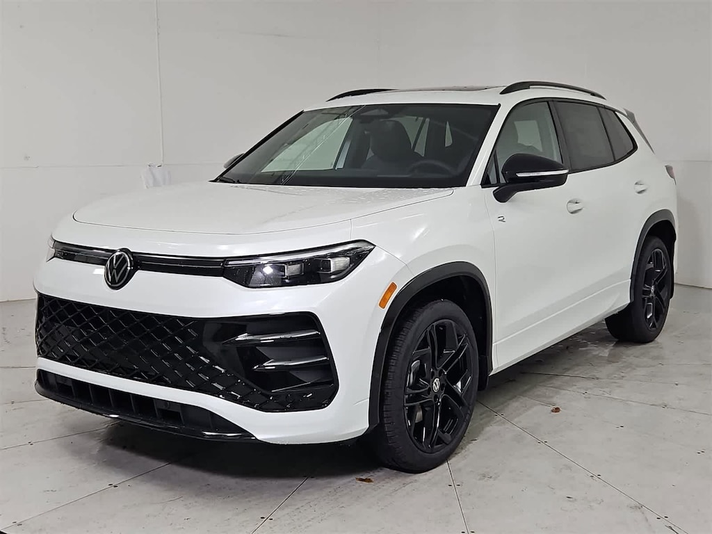 New 2025 Volkswagen Tiguan 2.0T SE R-Line Black SUV