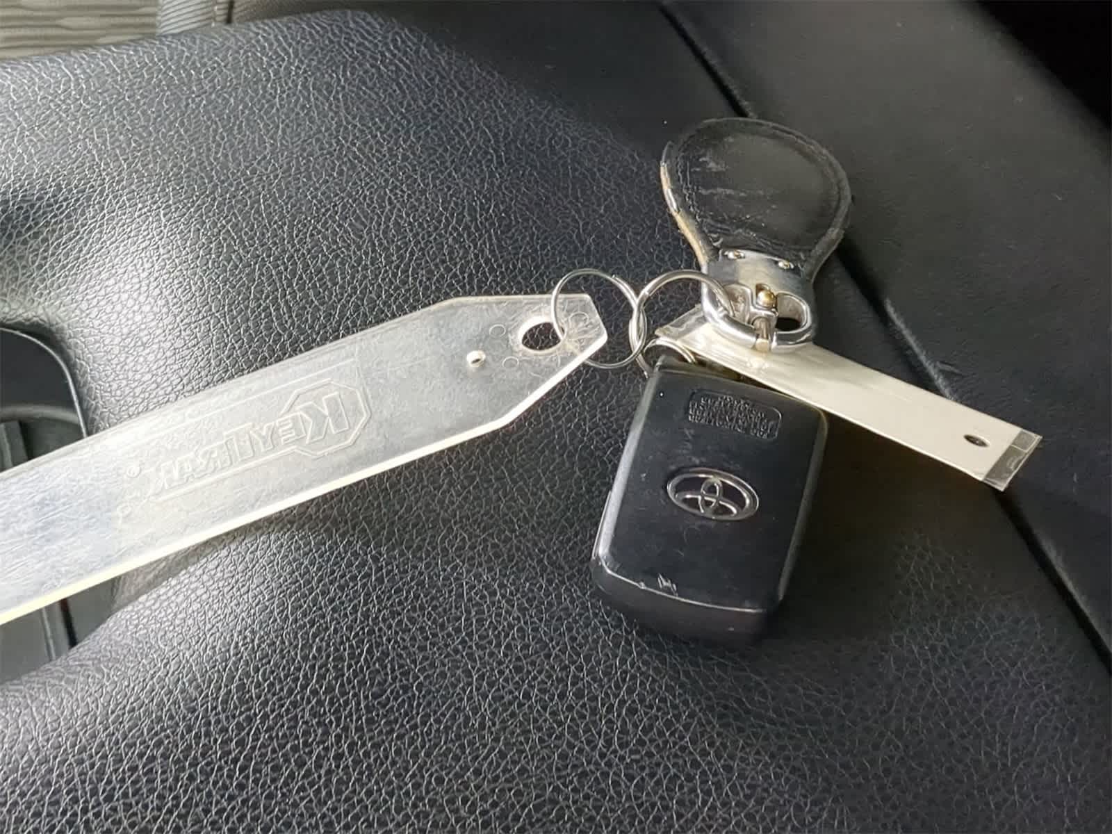 Thumbnail: 2021 Toyota Tundra - 33