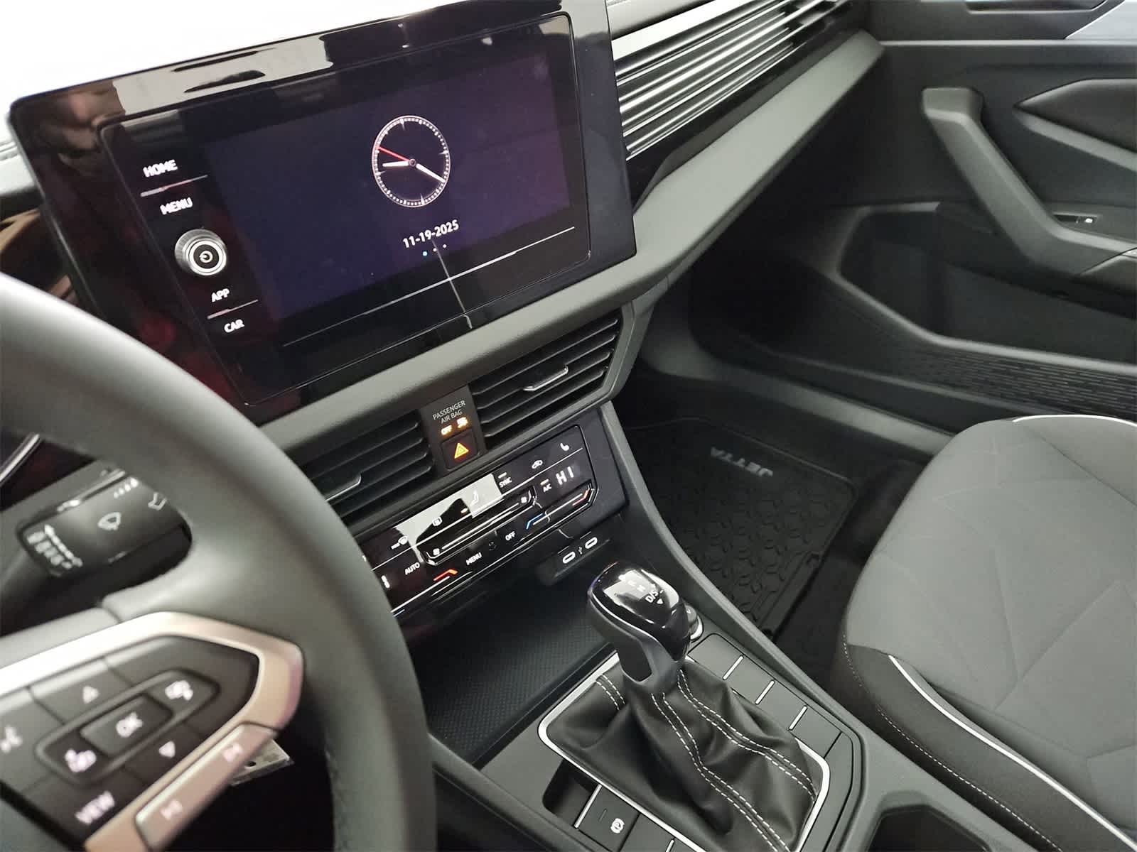 Thumbnail: 2026 Volkswagen Jetta - 27