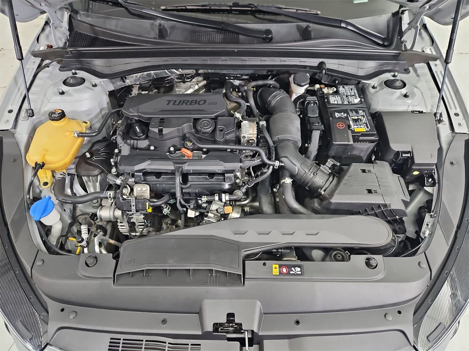 Thumbnail: 2023 Kia K5 - 14