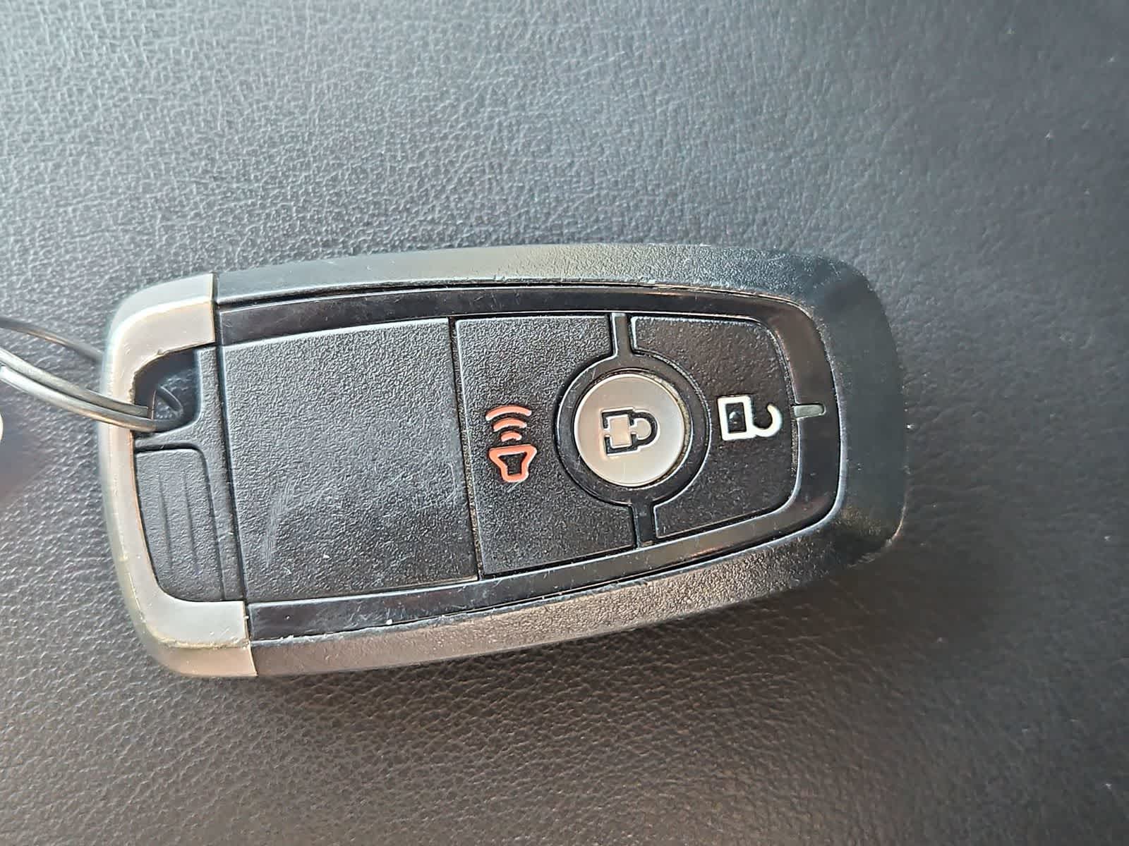 Thumbnail: 2020 Ford Edge - 33