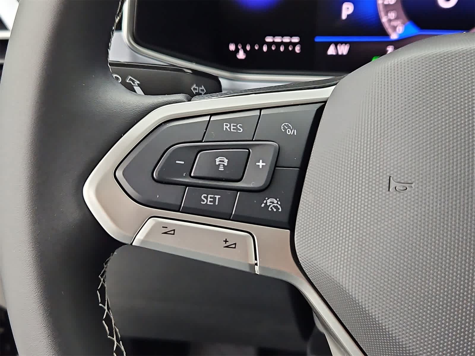 Thumbnail: 2025 Volkswagen Taos - 24