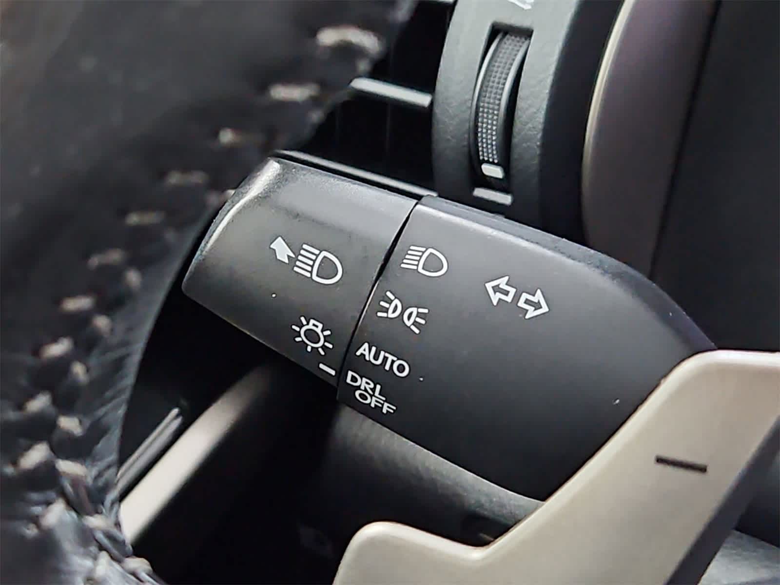 Thumbnail: 2018 Lexus IS - 28