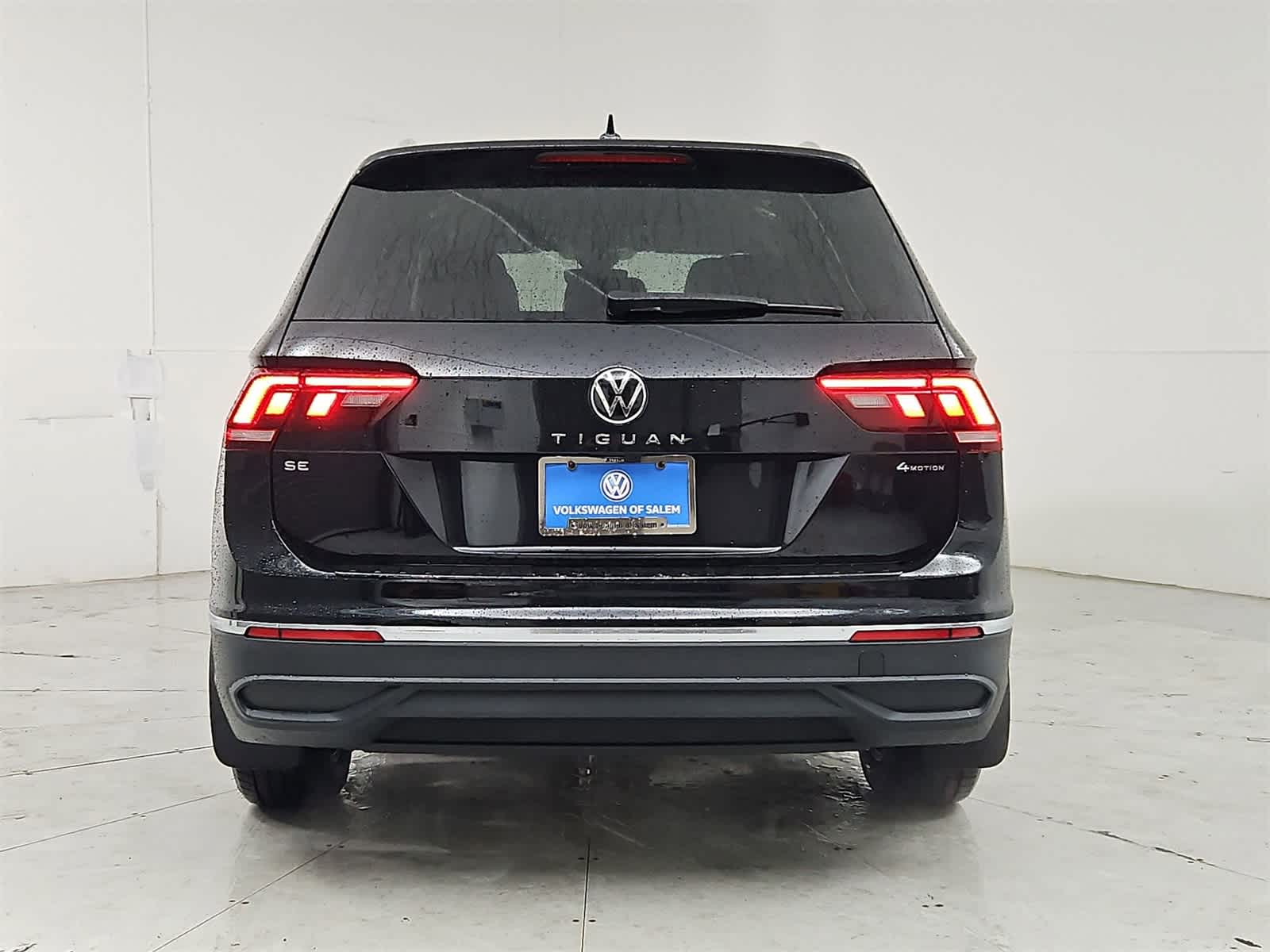 Thumbnail: 2024 Volkswagen Tiguan - 5