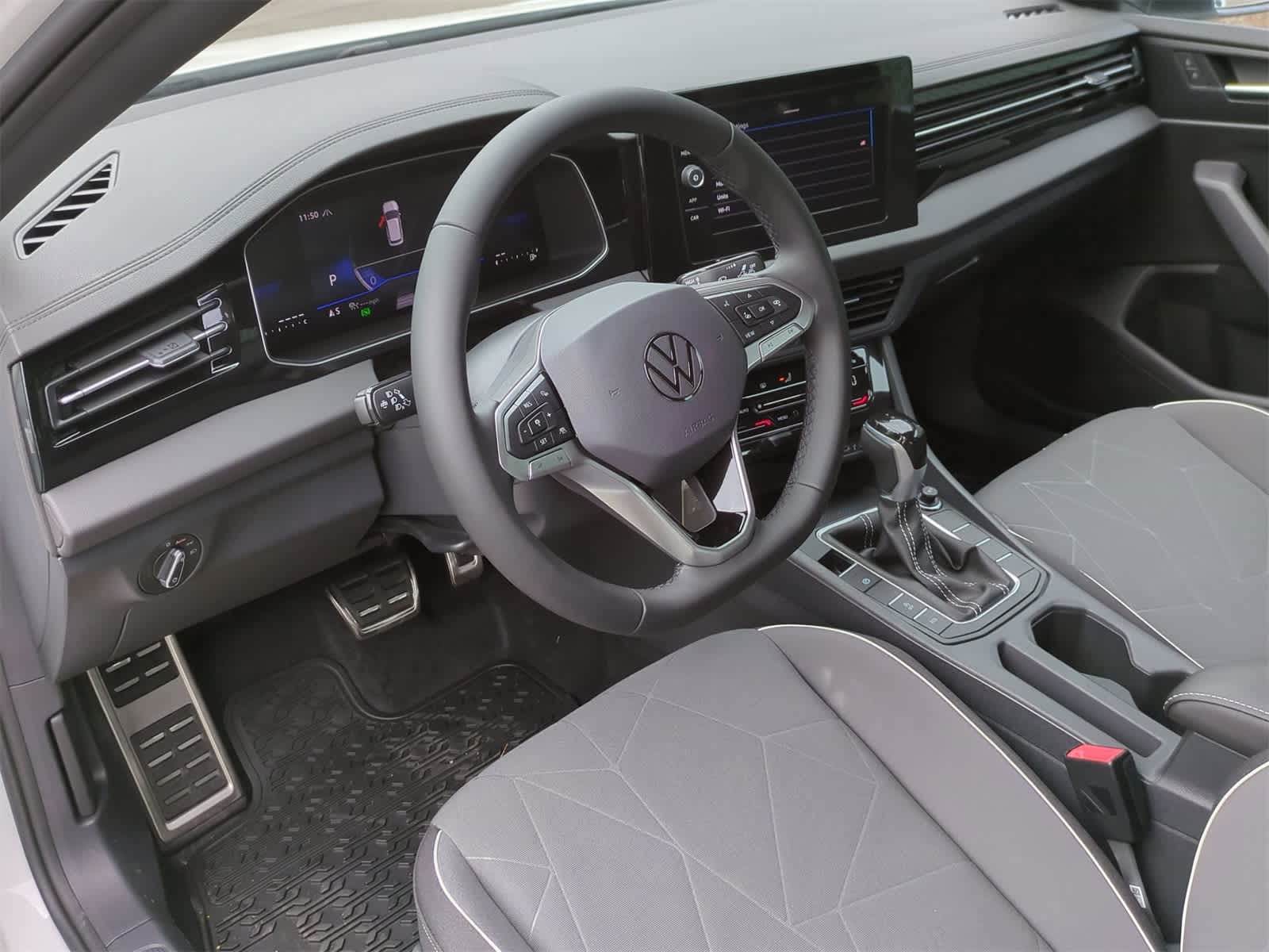 Thumbnail: 2025 Volkswagen Jetta - 2