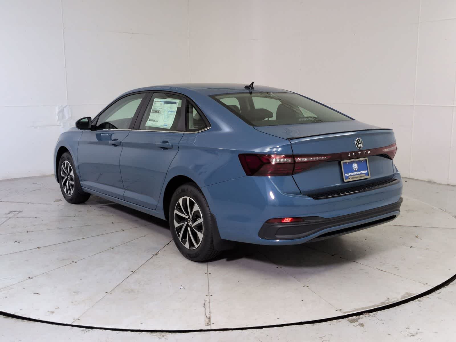 Thumbnail: 2026 Volkswagen Jetta - 4