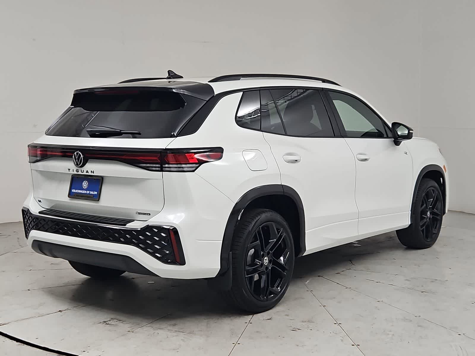 Thumbnail: 2026 Volkswagen Tiguan - 6