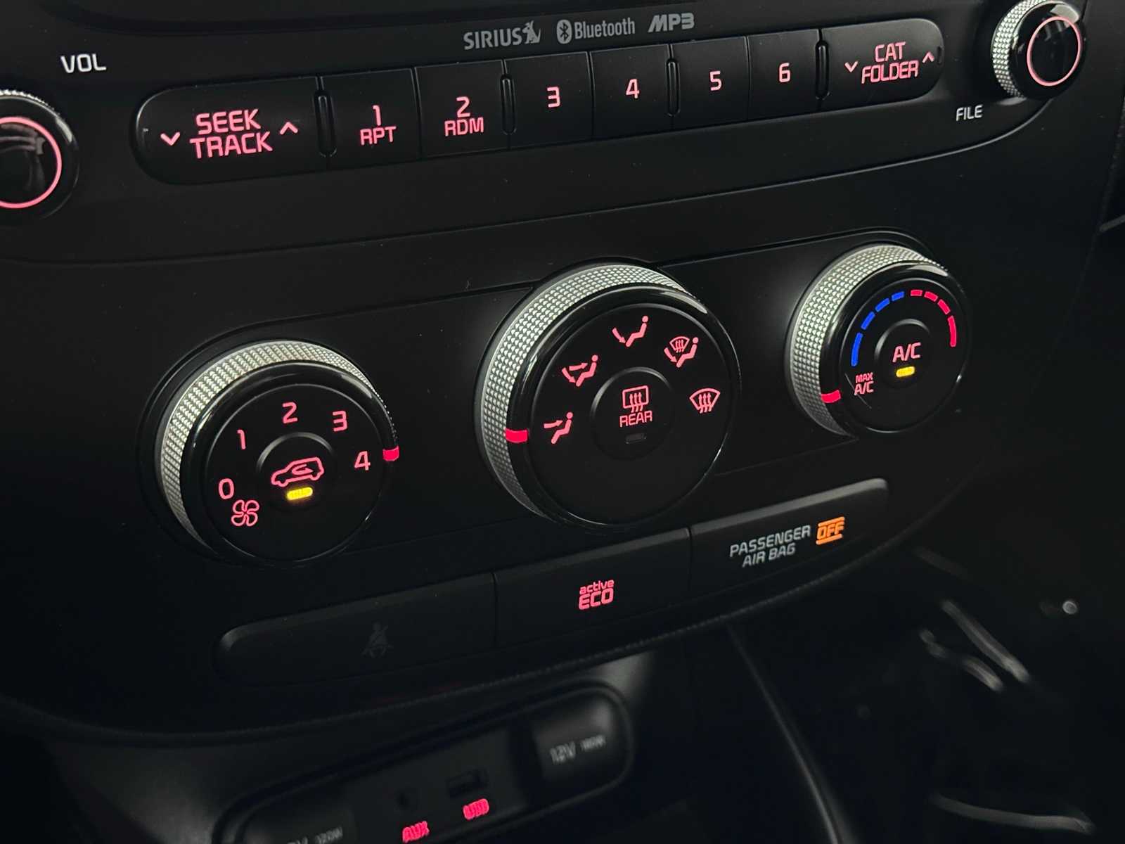 Thumbnail: 2014 Kia Soul - 19