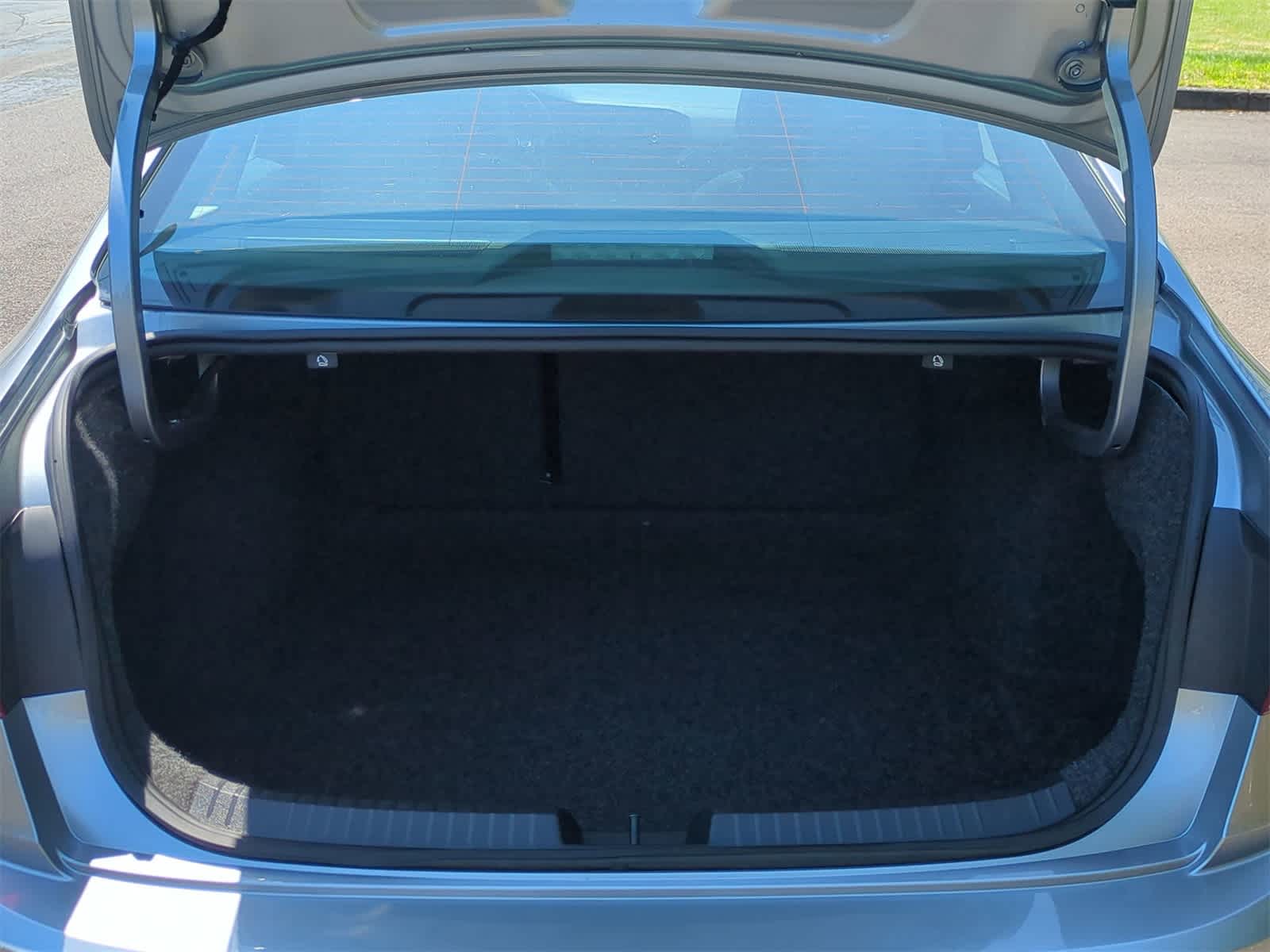 Thumbnail: 2019 Volkswagen Jetta - 35