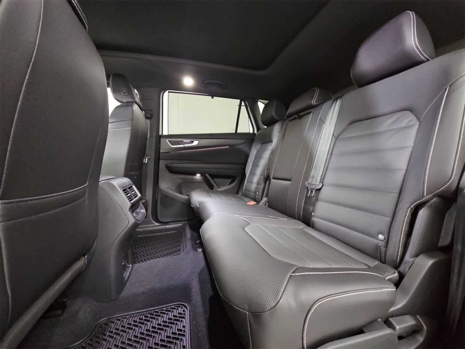 Thumbnail: 2026 Volkswagen Atlas - 20