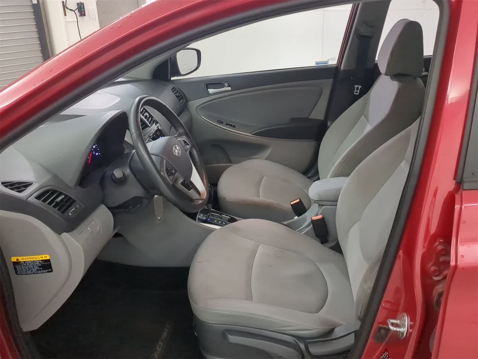 Thumbnail: 2015 Hyundai Accent - 15