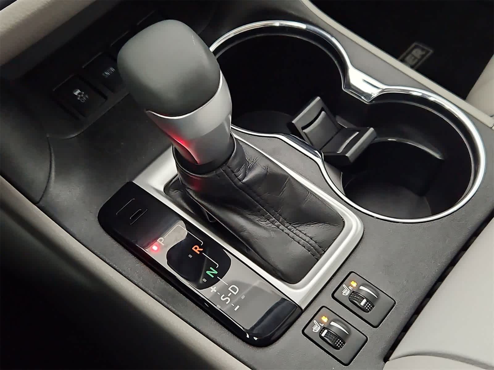 Thumbnail: 2018 Toyota Highlander - 34