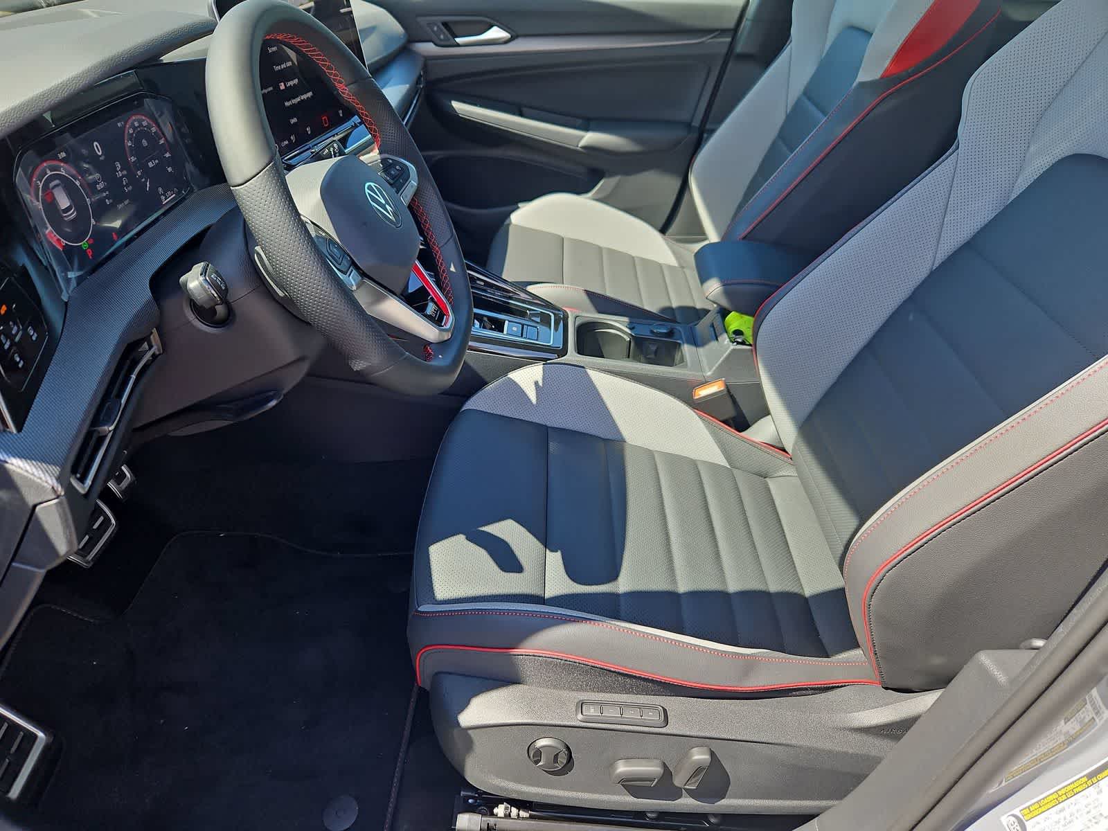 Thumbnail: 2026 Volkswagen Golf - 16