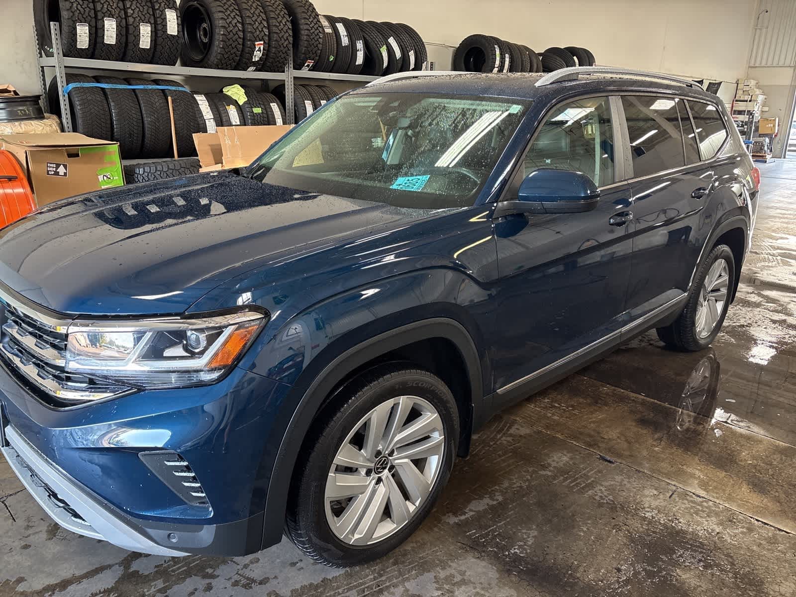 Thumbnail: 2021 Volkswagen Atlas - 2