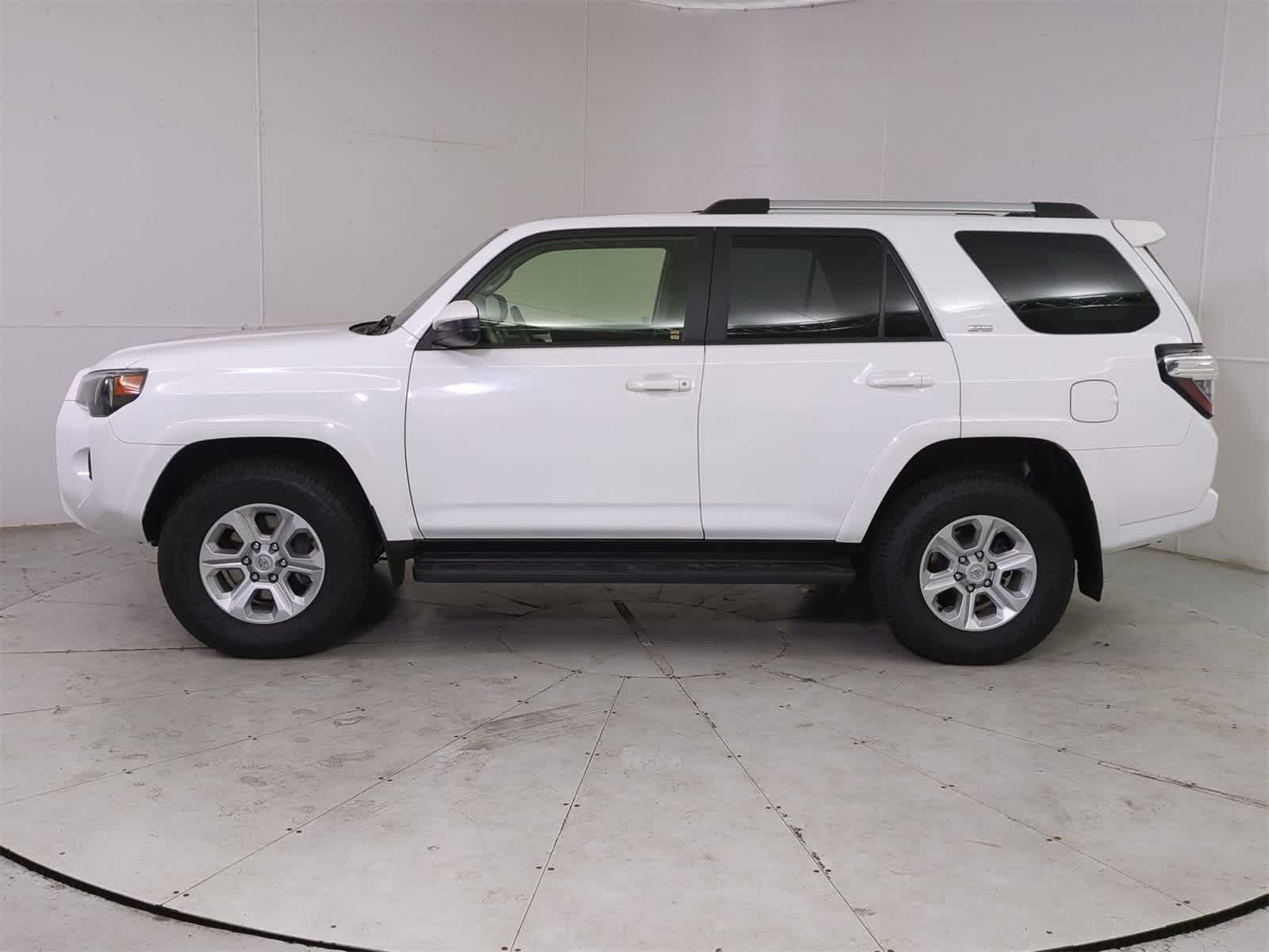 Thumbnail: 2023 Toyota 4Runner - 3