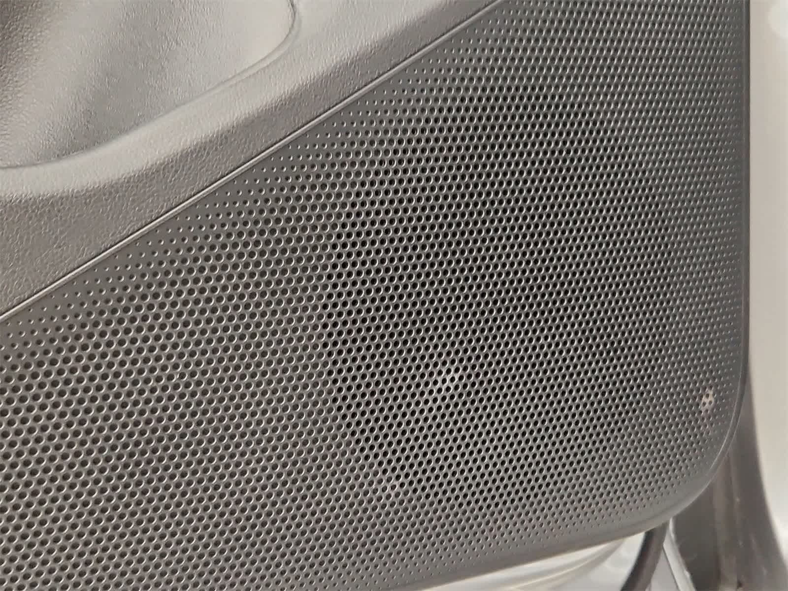 Thumbnail: 2025 Volkswagen Tiguan - 32