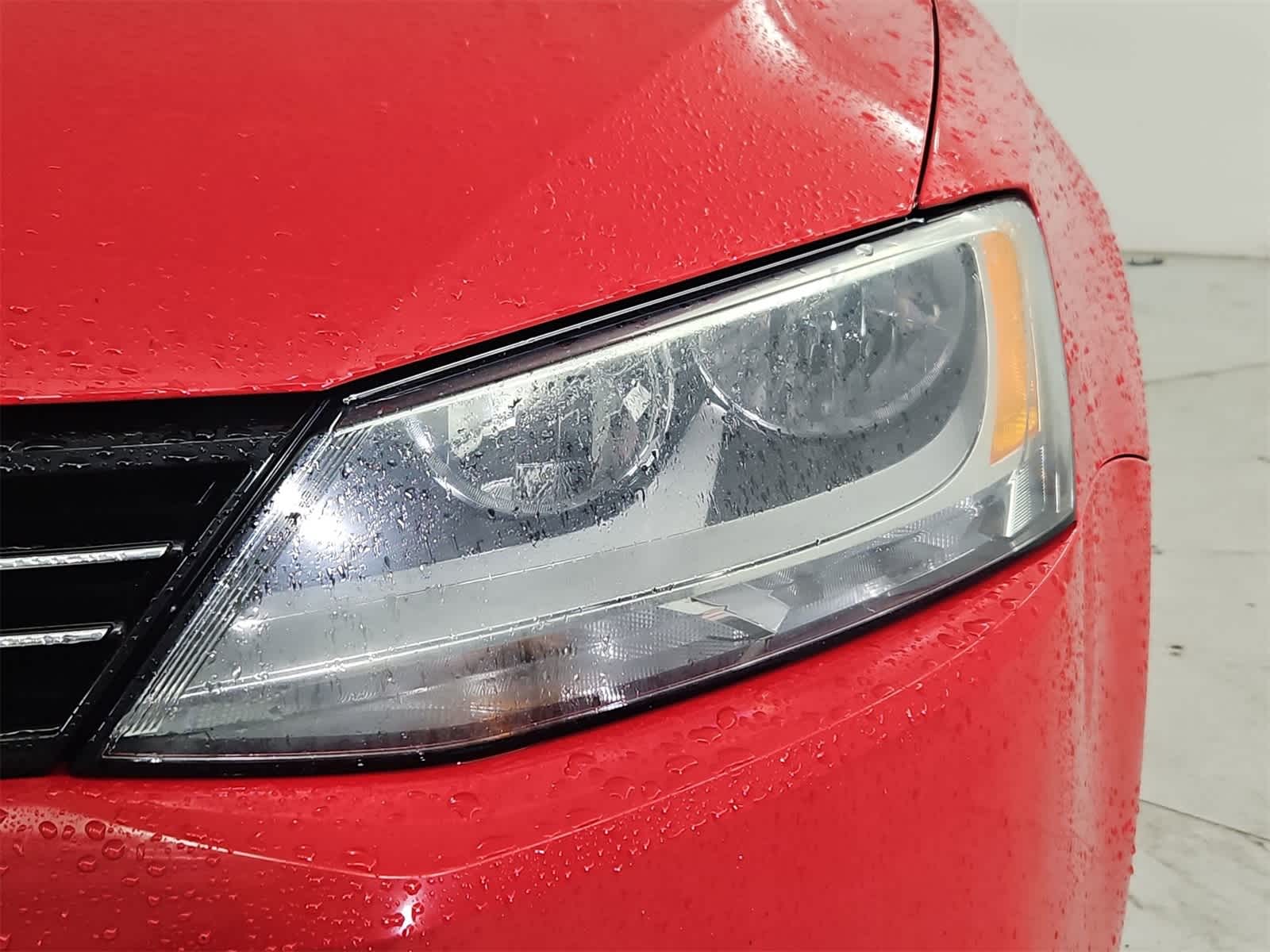 Thumbnail: 2013 Volkswagen Jetta - 10