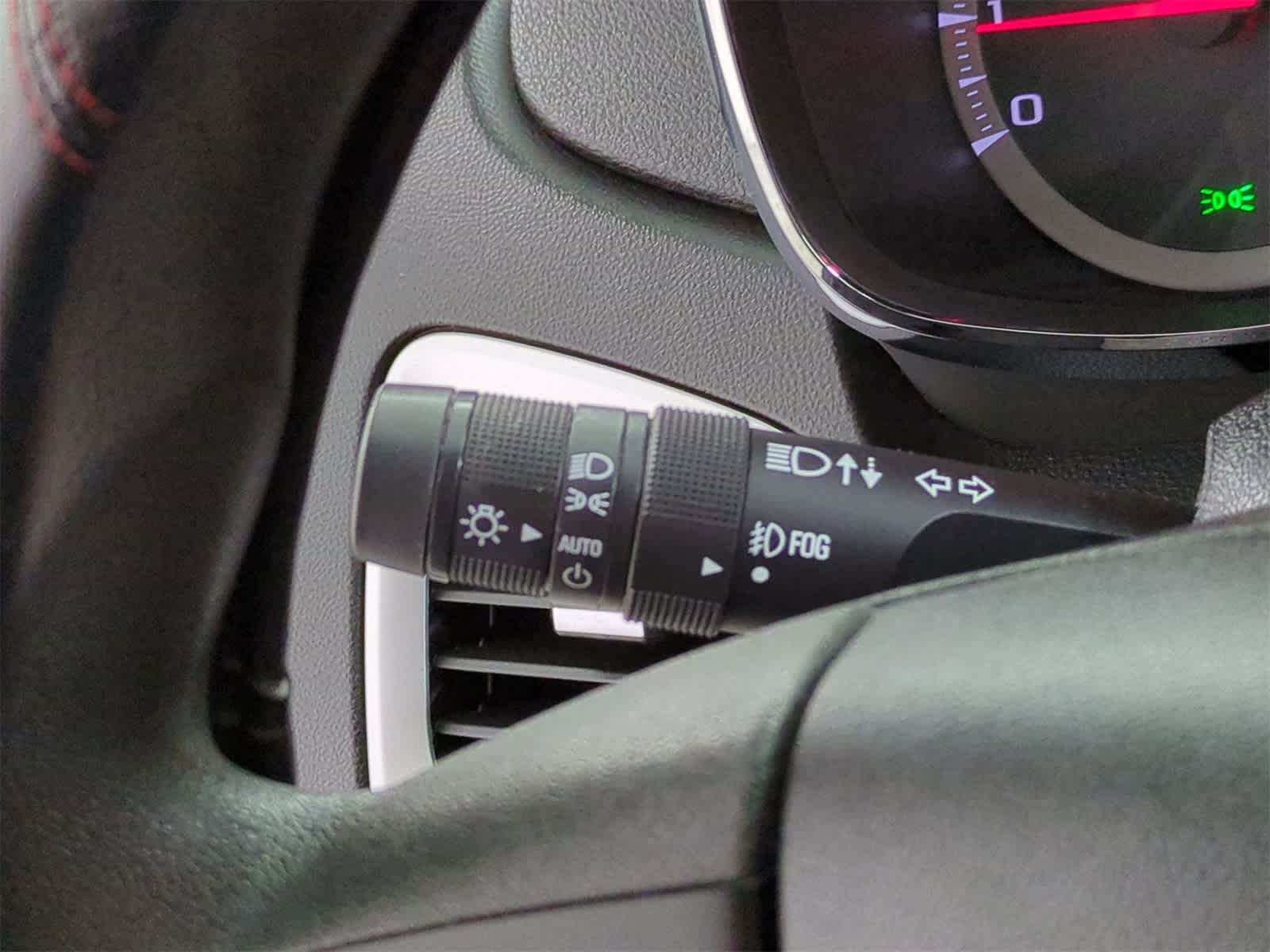 Thumbnail: 2015 GMC Terrain - 26