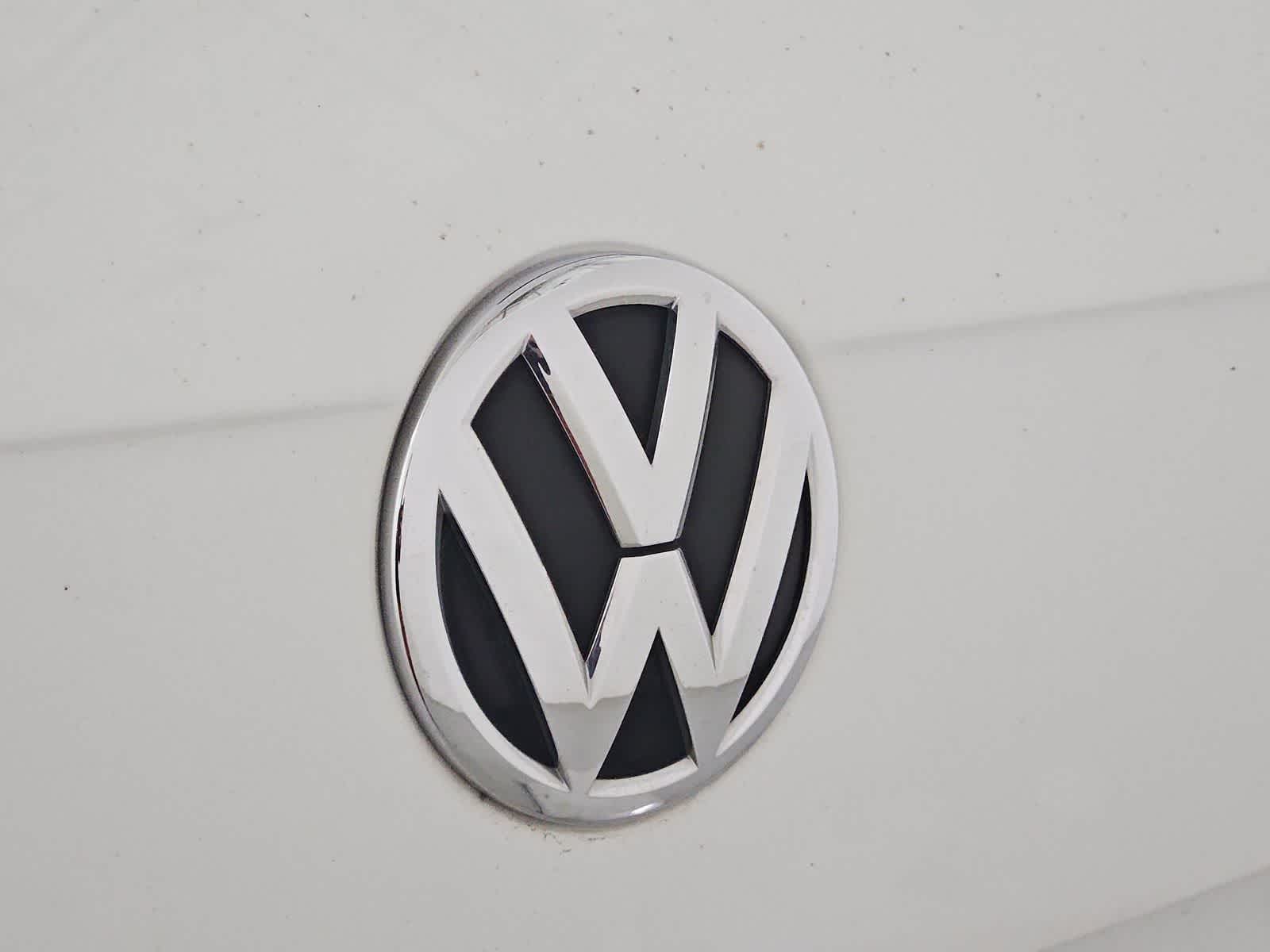 Thumbnail: 2020 Volkswagen Tiguan - 11