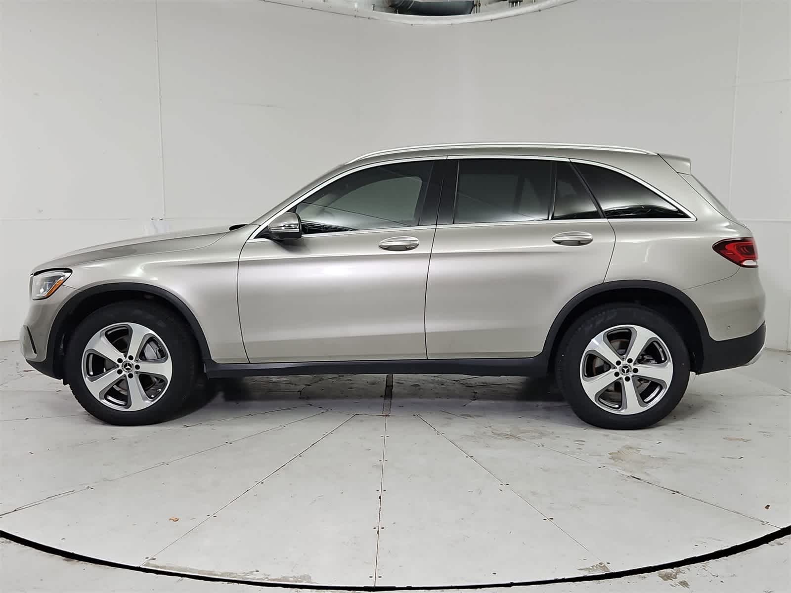 Thumbnail: 2022 Mercedes-Benz GLC - 3