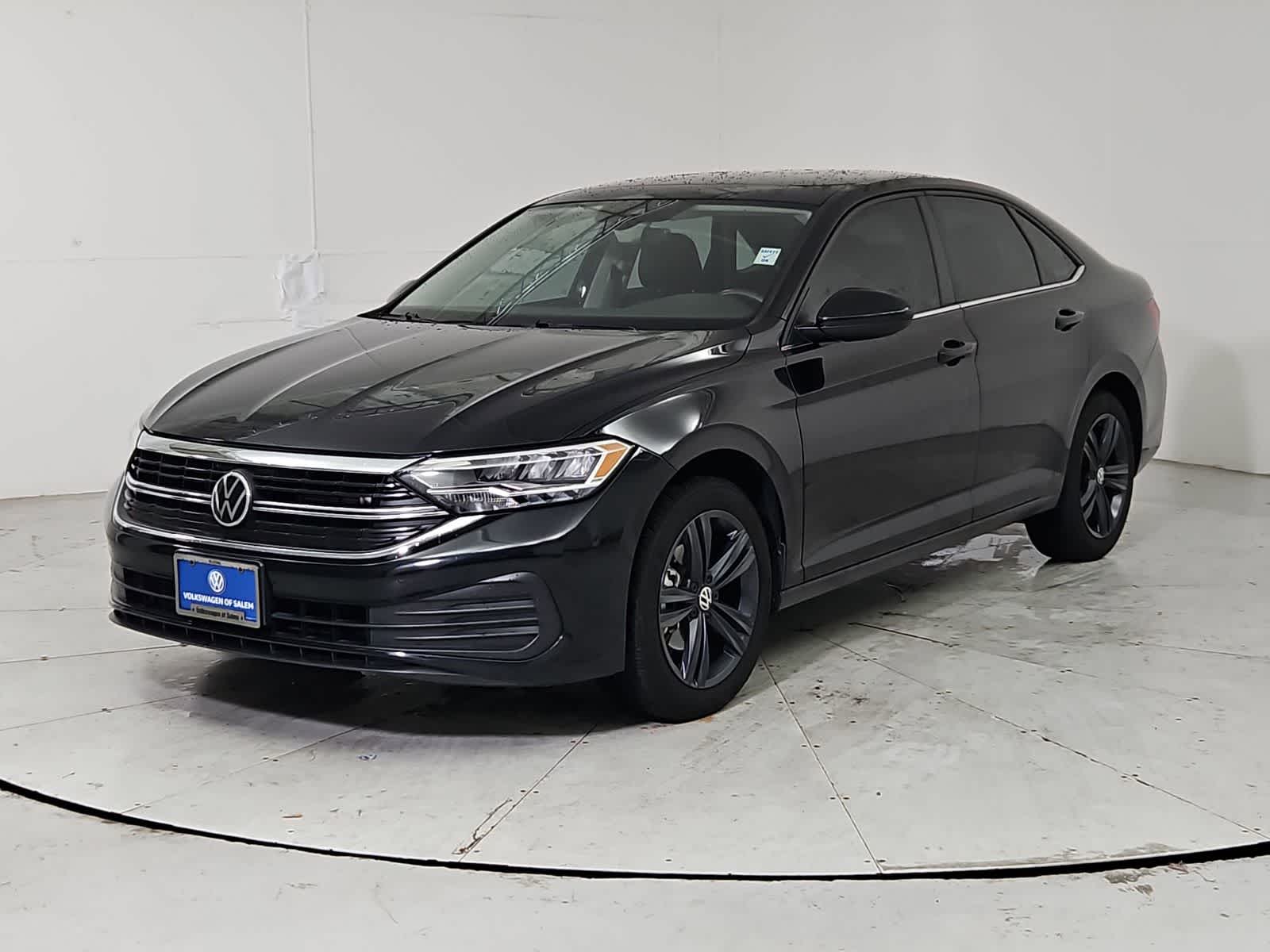 Thumbnail: 2023 Volkswagen Jetta - 1