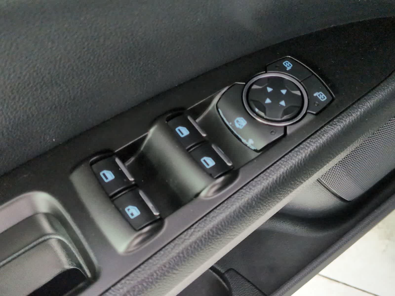 Thumbnail: 2019 Ford Fusion - 16