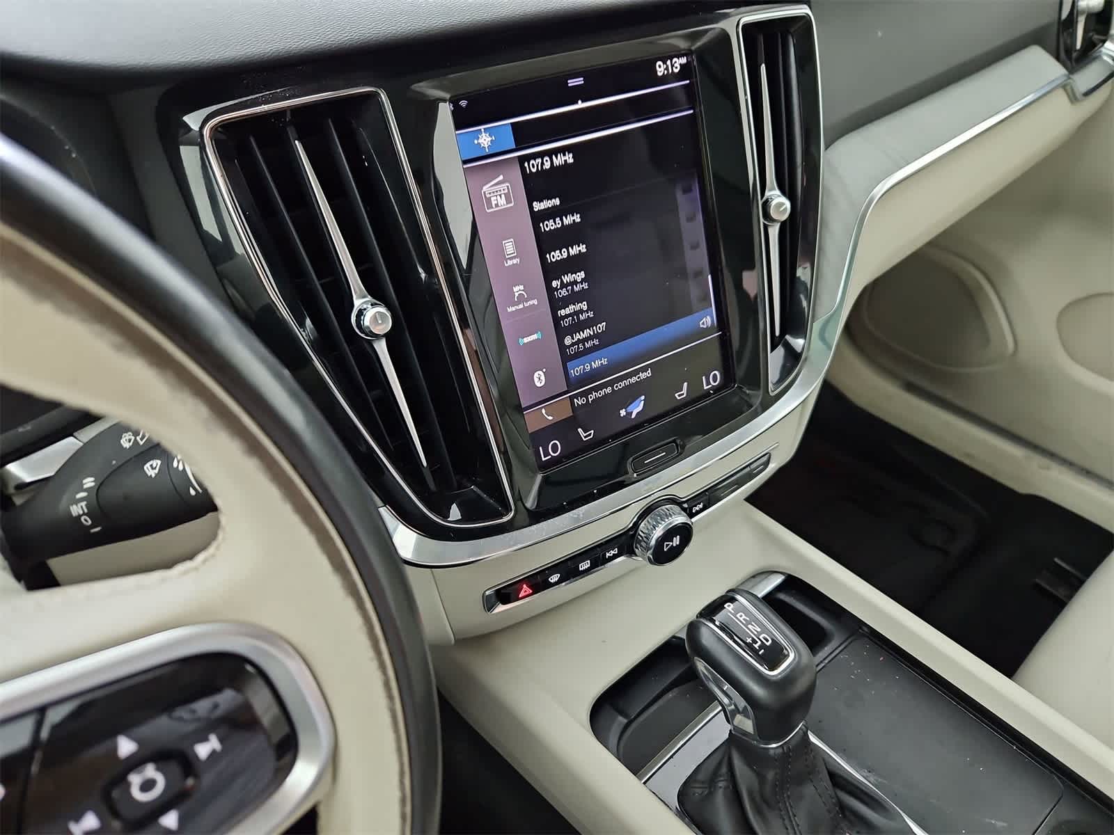 Thumbnail: 2021 Volvo S60 - 29