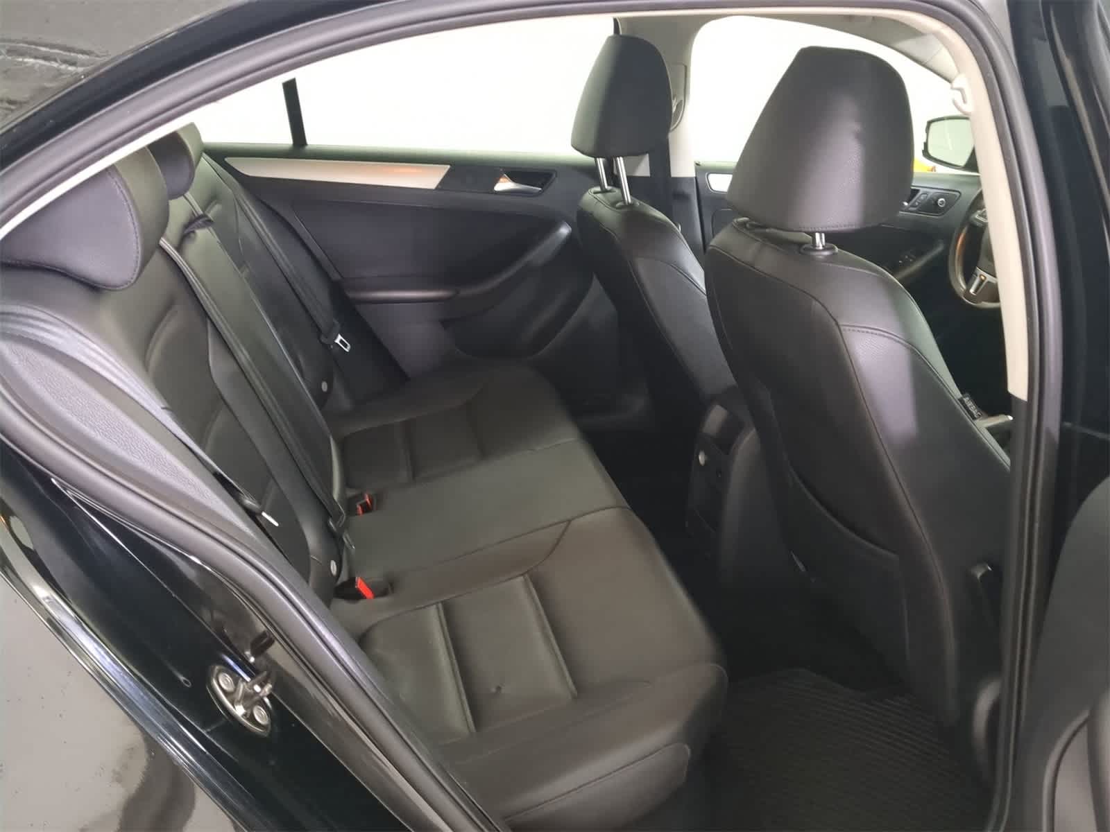 Thumbnail: 2013 Volkswagen Jetta - 19