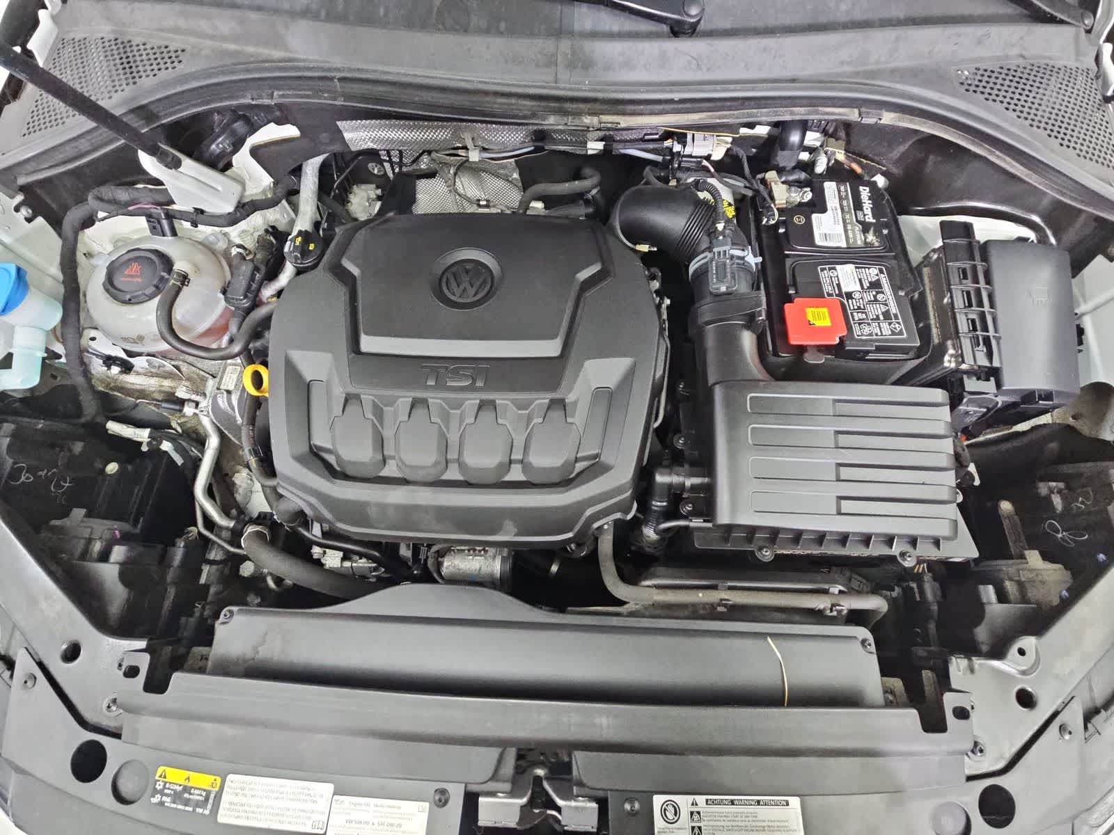 Thumbnail: 2020 Volkswagen Tiguan - 14