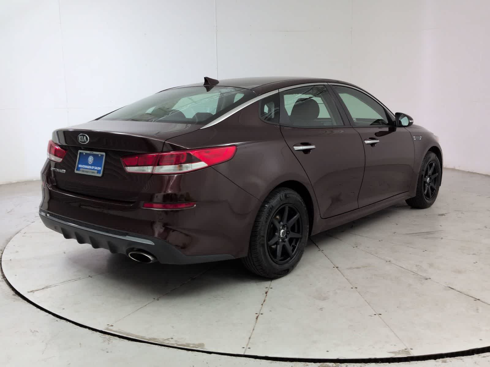 Thumbnail: 2020 Kia Optima - 5