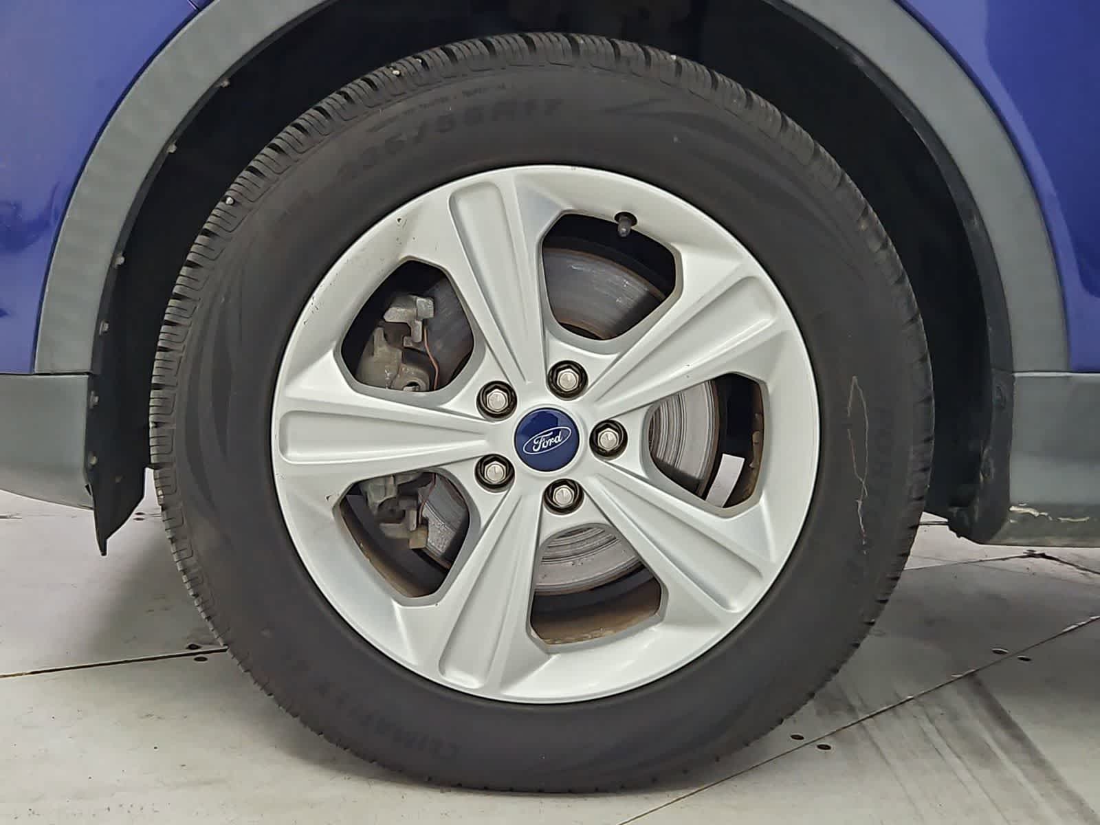 Thumbnail: 2015 Ford Escape - 13