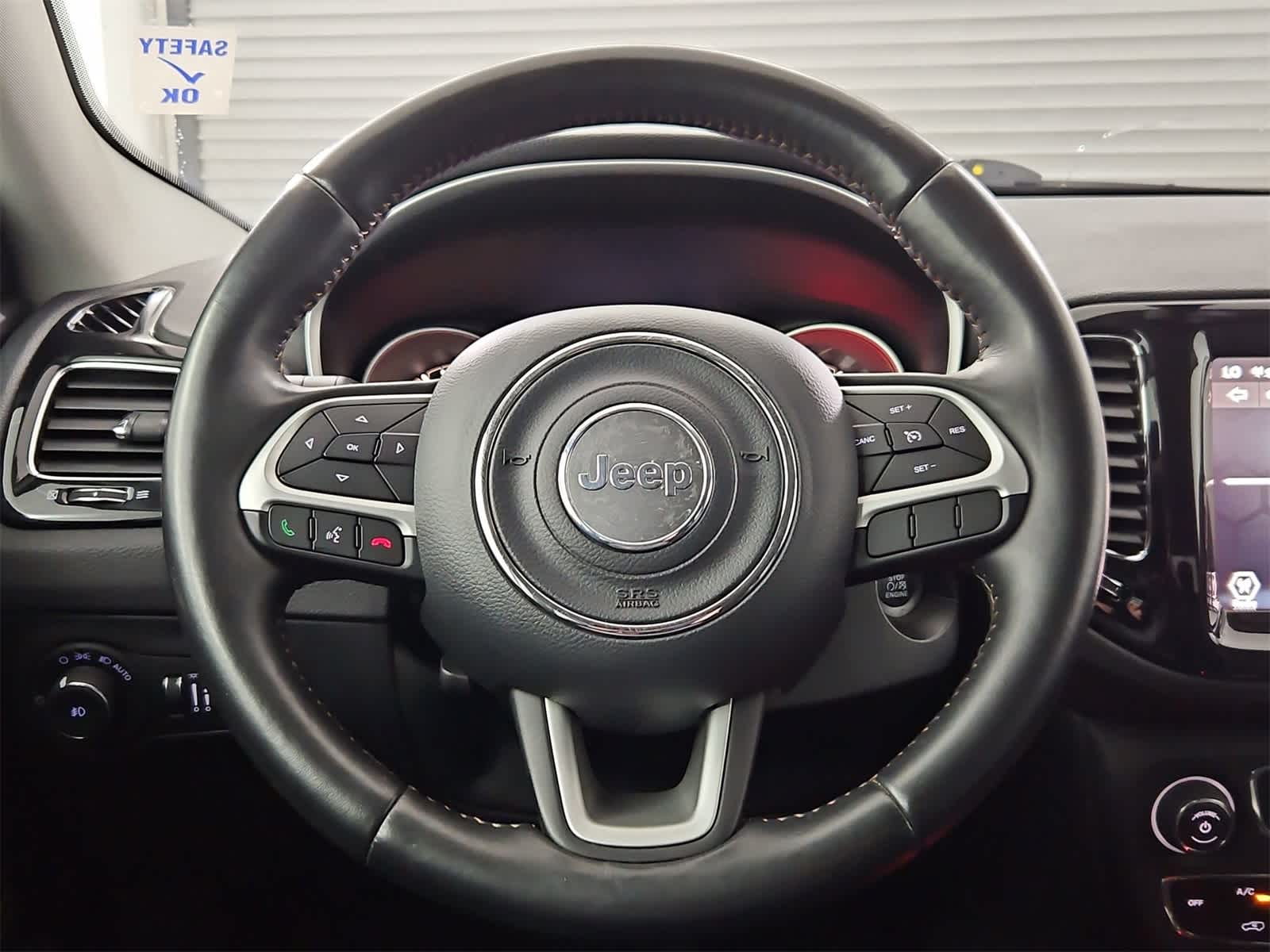 Thumbnail: 2019 Jeep Compass - 22