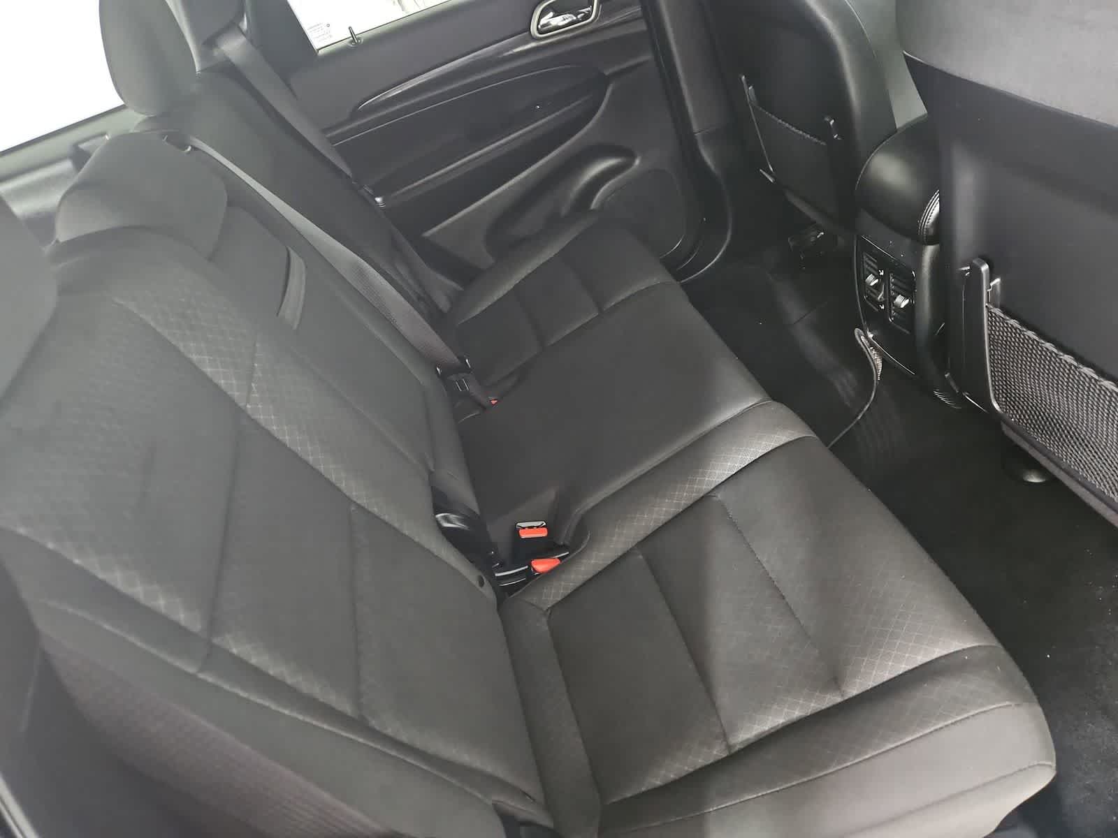 Thumbnail: 2019 Jeep Grand Cherokee - 20