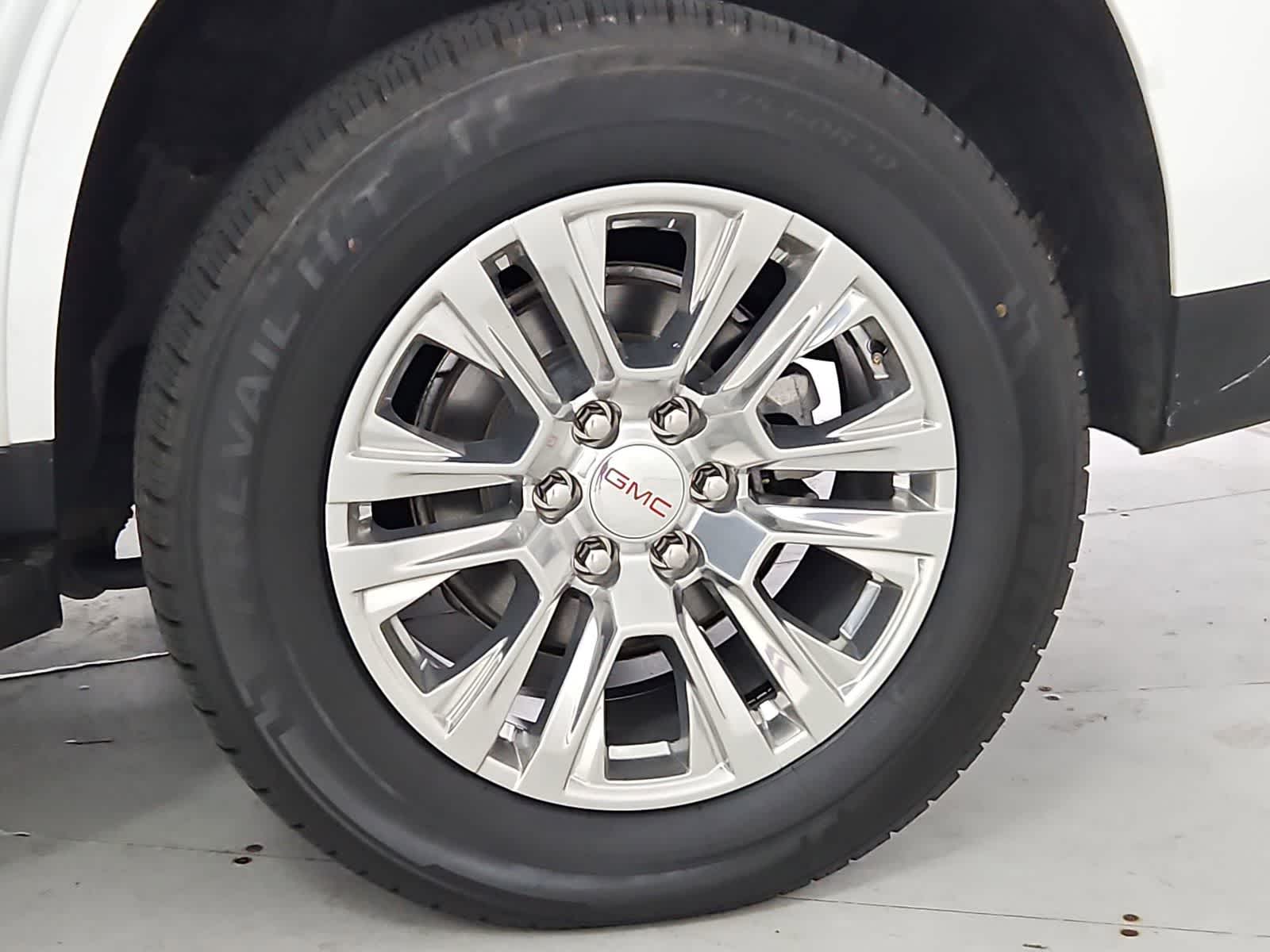 Thumbnail: 2023 GMC Yukon - 13