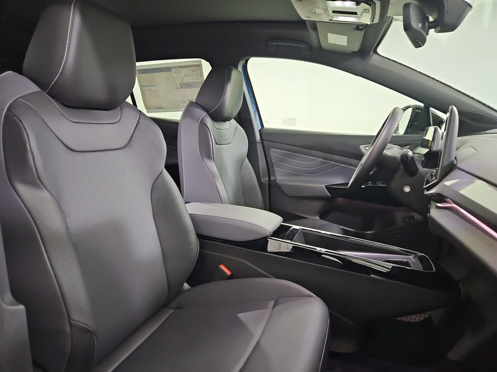 Thumbnail: 2025 Volkswagen ID.4 - 23