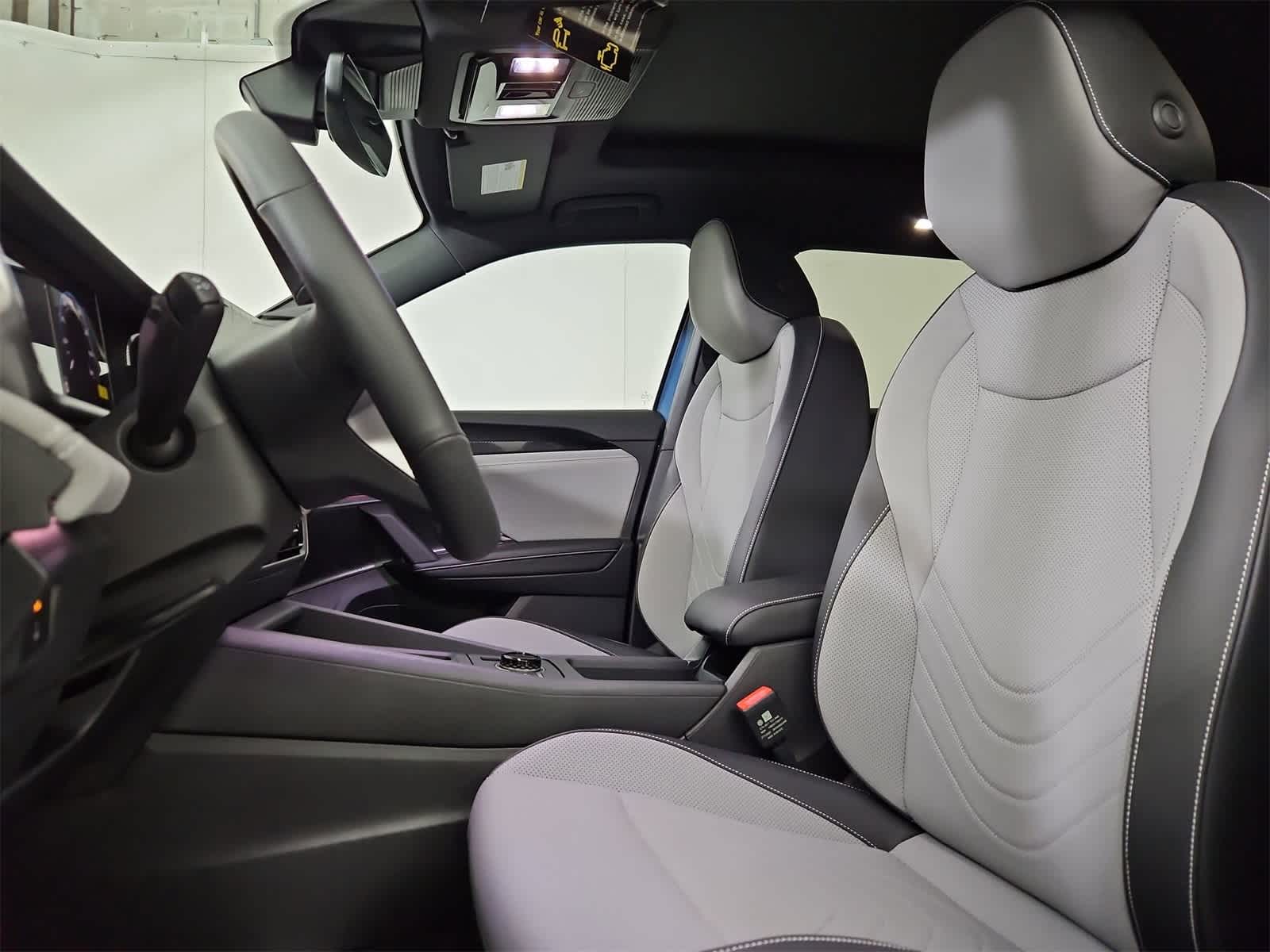 Thumbnail: 2026 Volkswagen Tiguan - 16