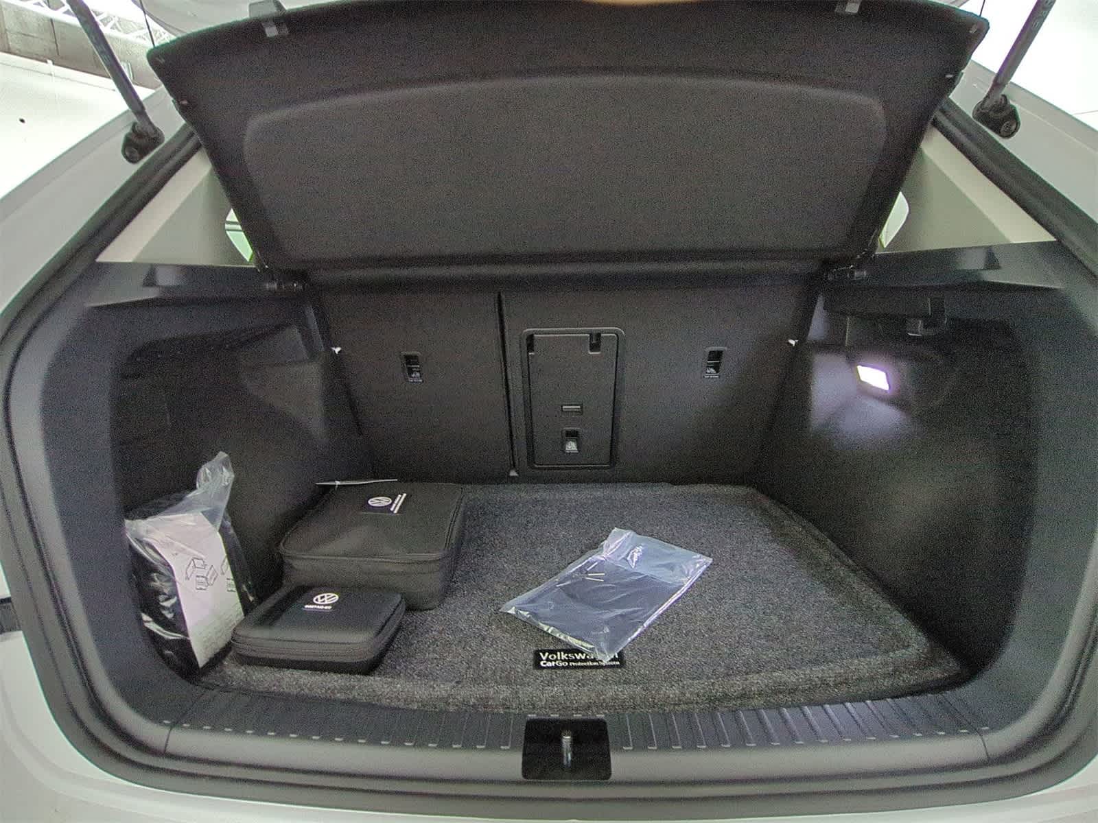 Thumbnail: 2025 Volkswagen Taos - 36