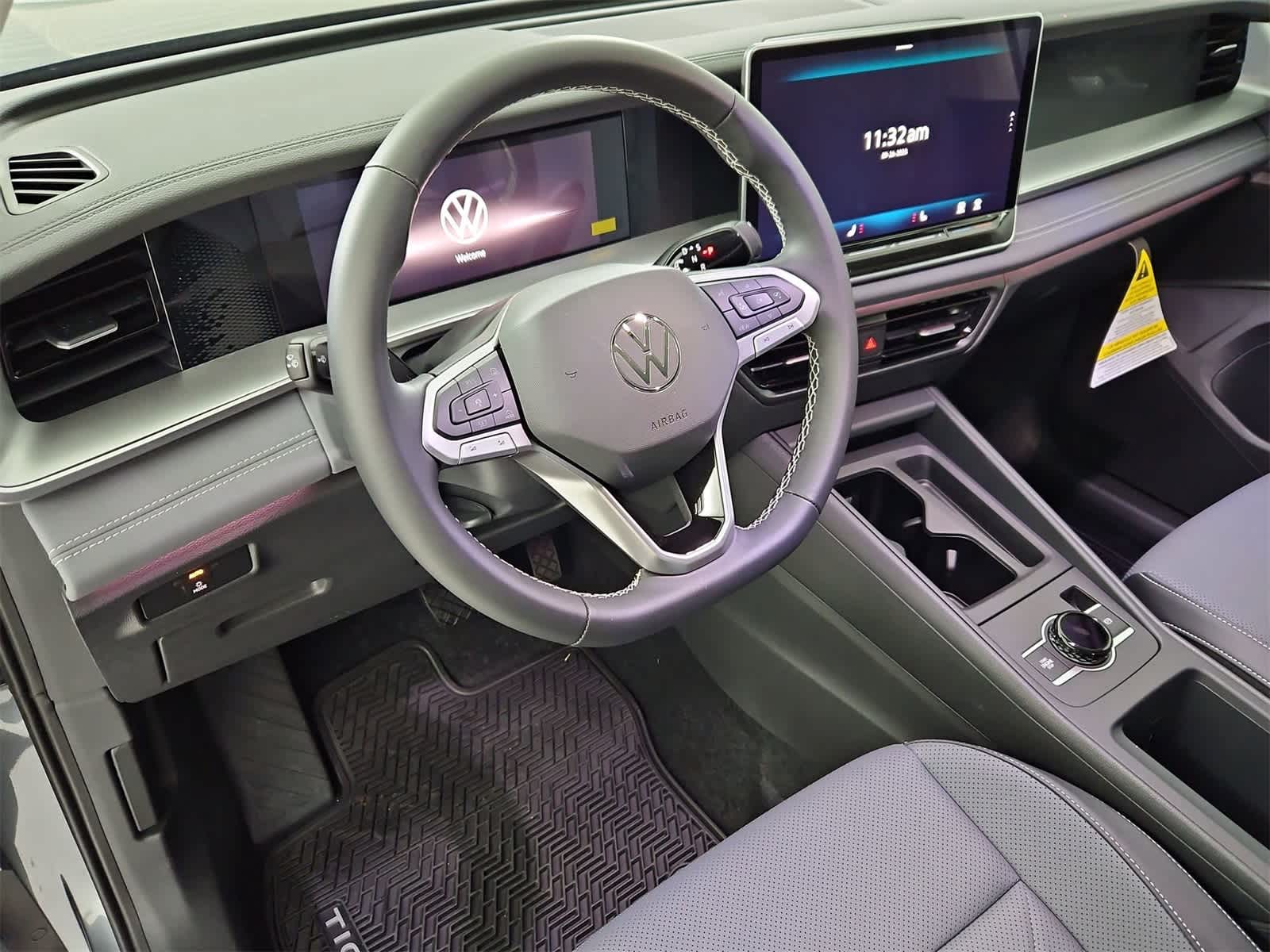 Thumbnail: 2025 Volkswagen Tiguan - 2