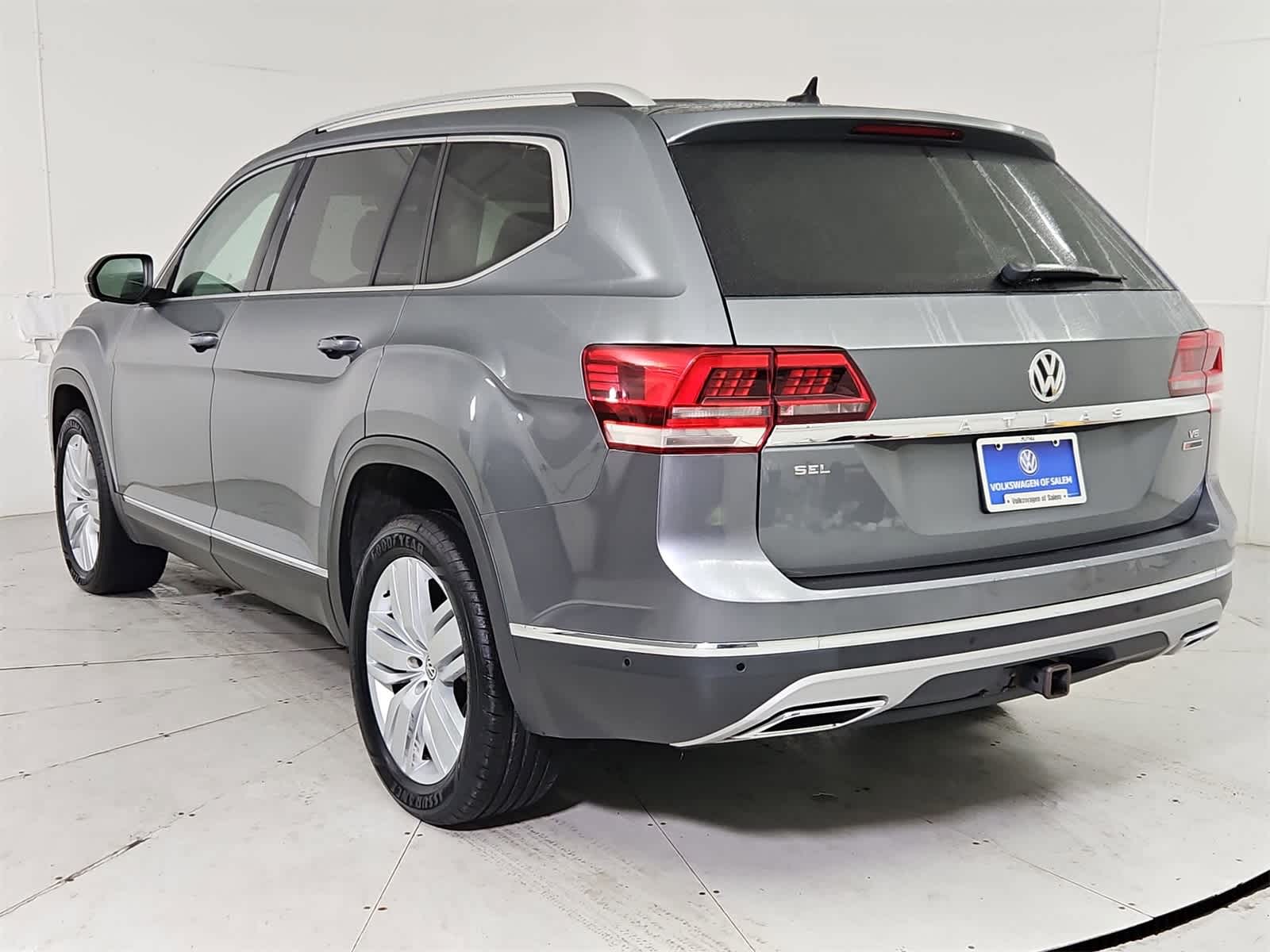 Thumbnail: 2019 Volkswagen Atlas - 4